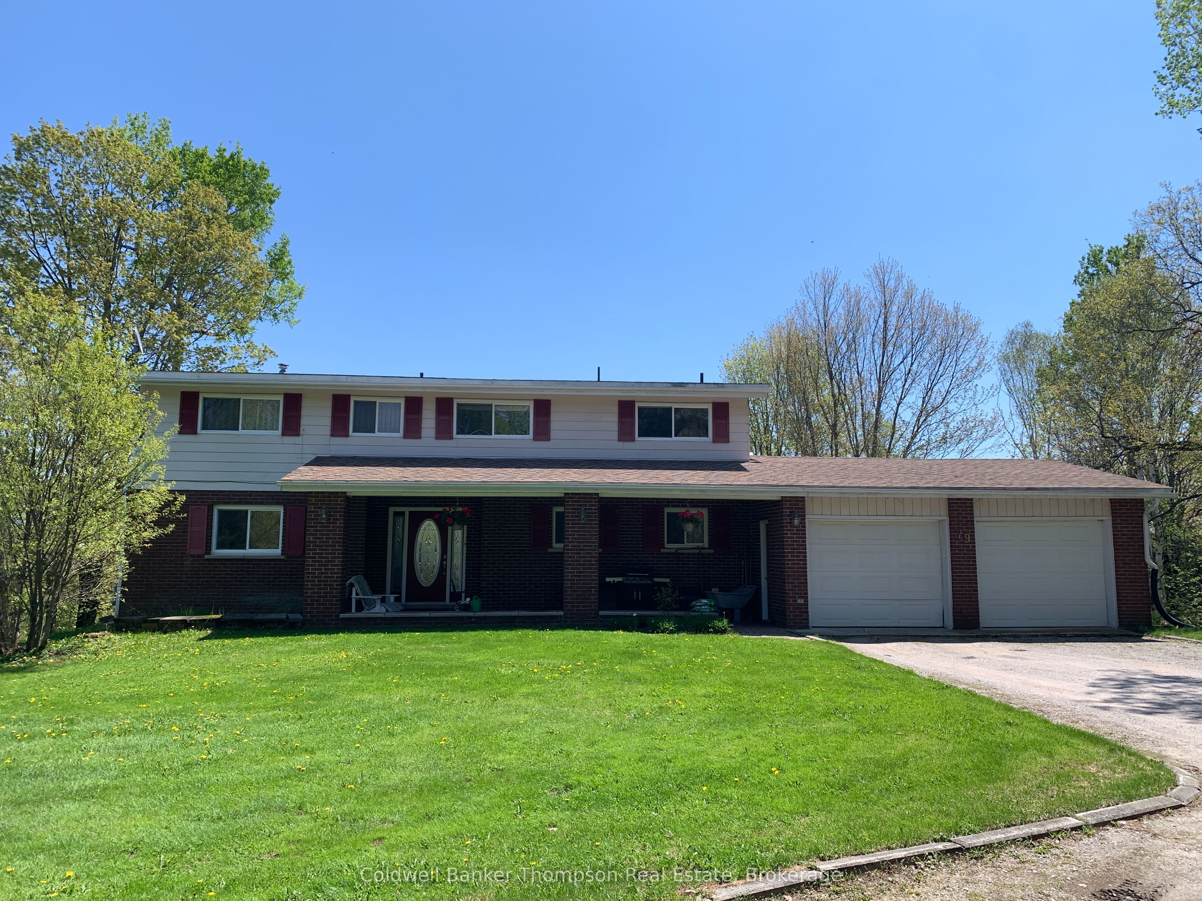 79 Oakridge Drive Property Photo 3