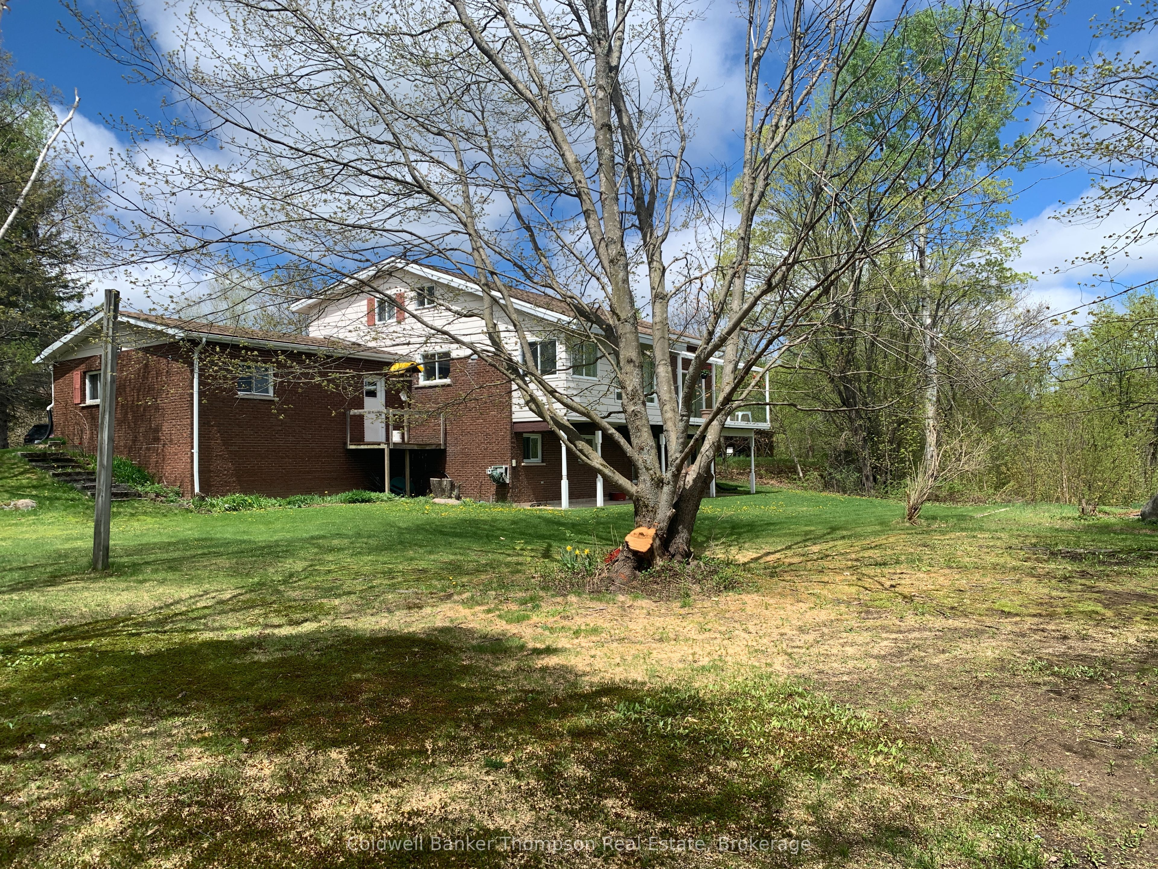 79 Oakridge Drive Property Photo 5