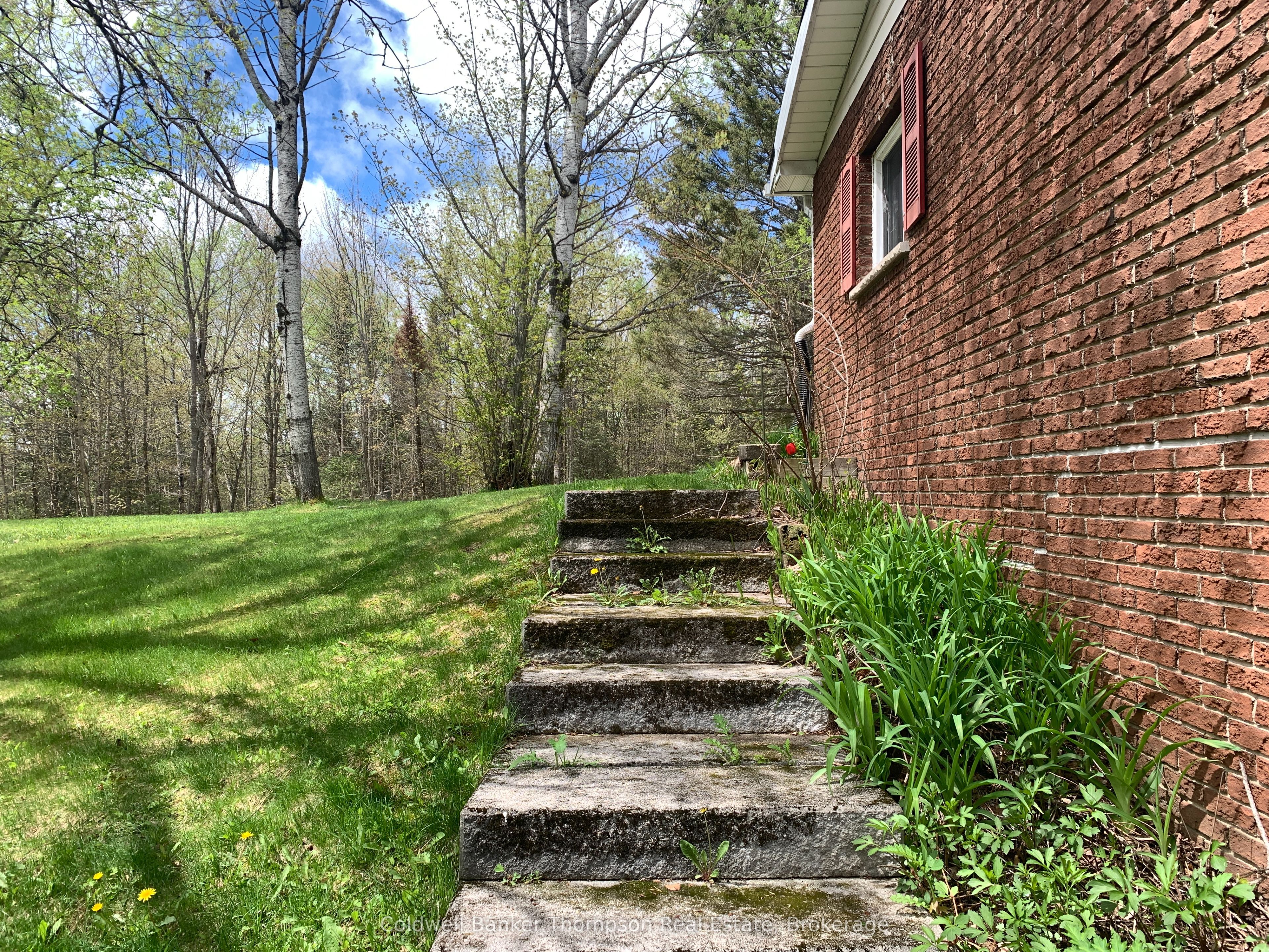 79 Oakridge Drive Property Photo 22