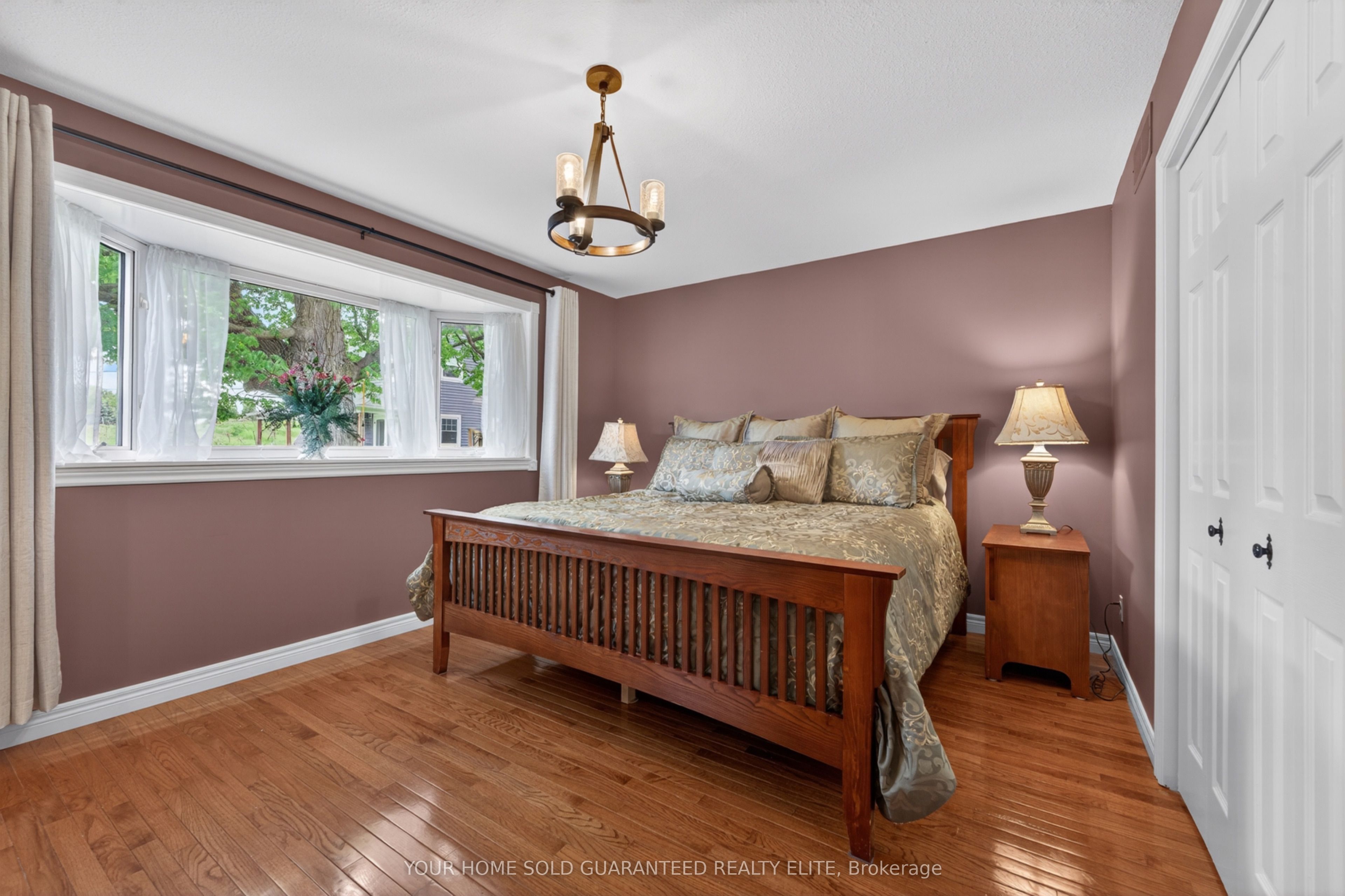 136 Mountain Street Property Photo 31