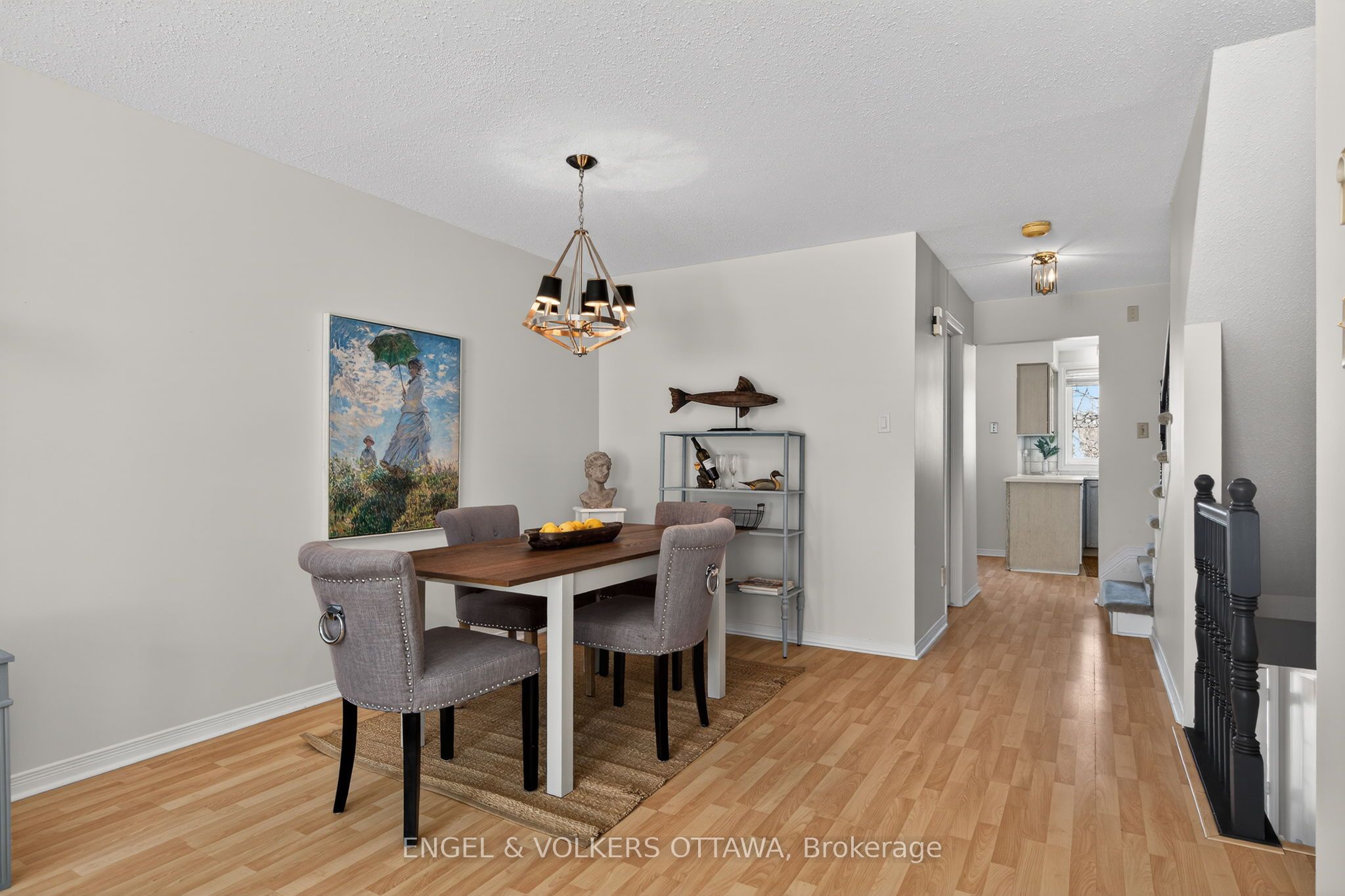 211 Briston Private Property Photo 9