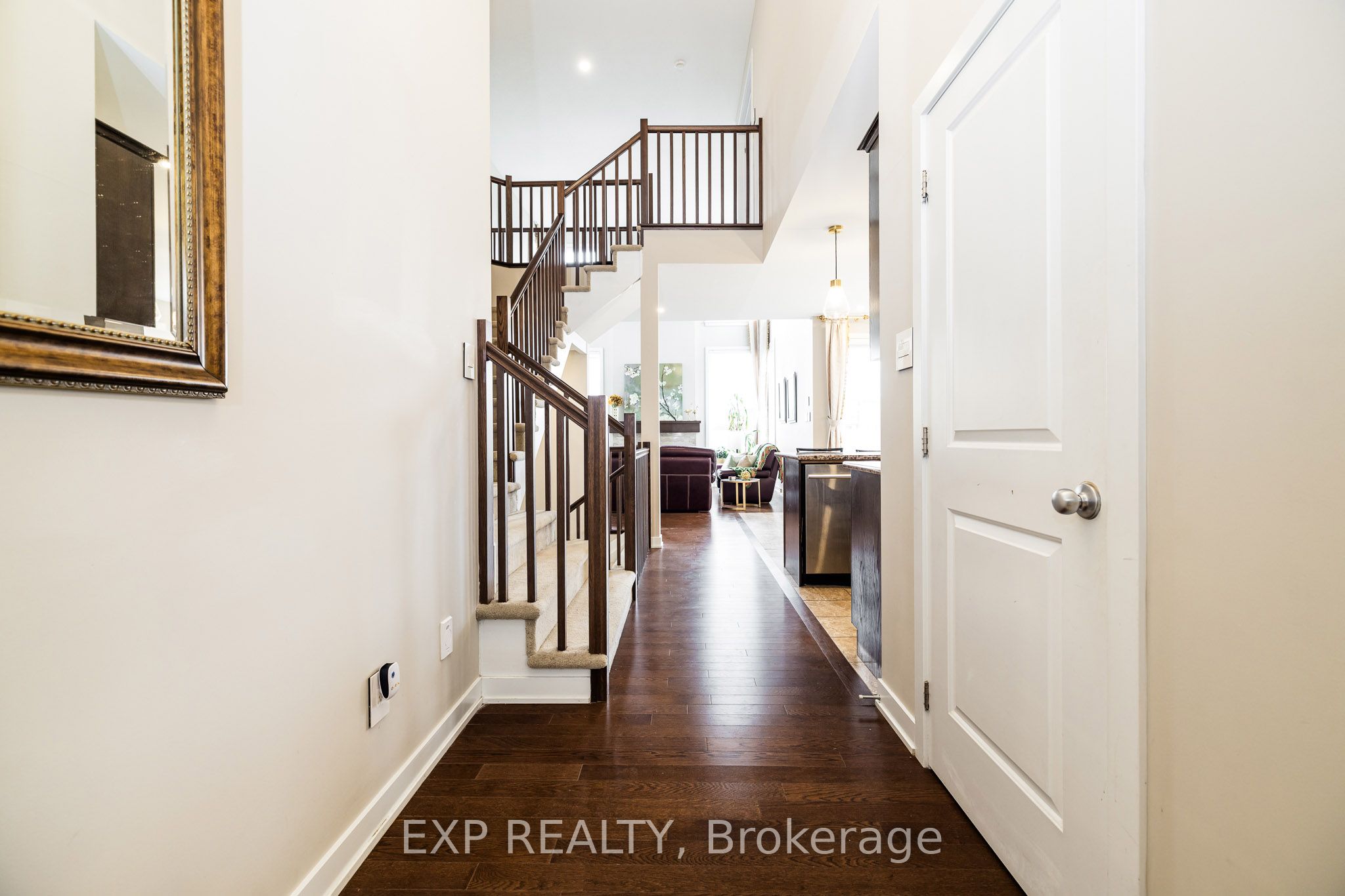 119 Riddell Street Property Photo 6