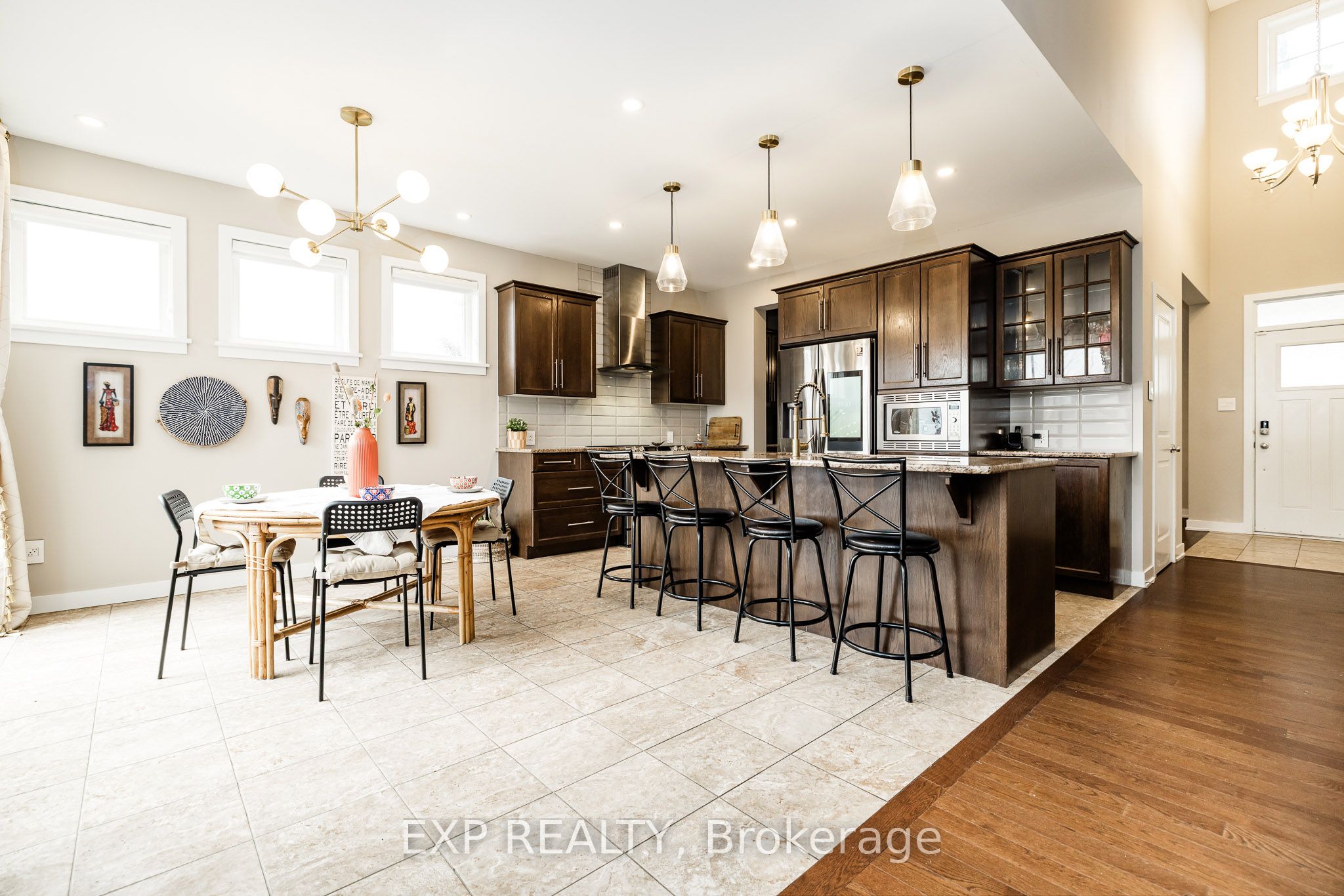 119 Riddell Street Property Photo 7