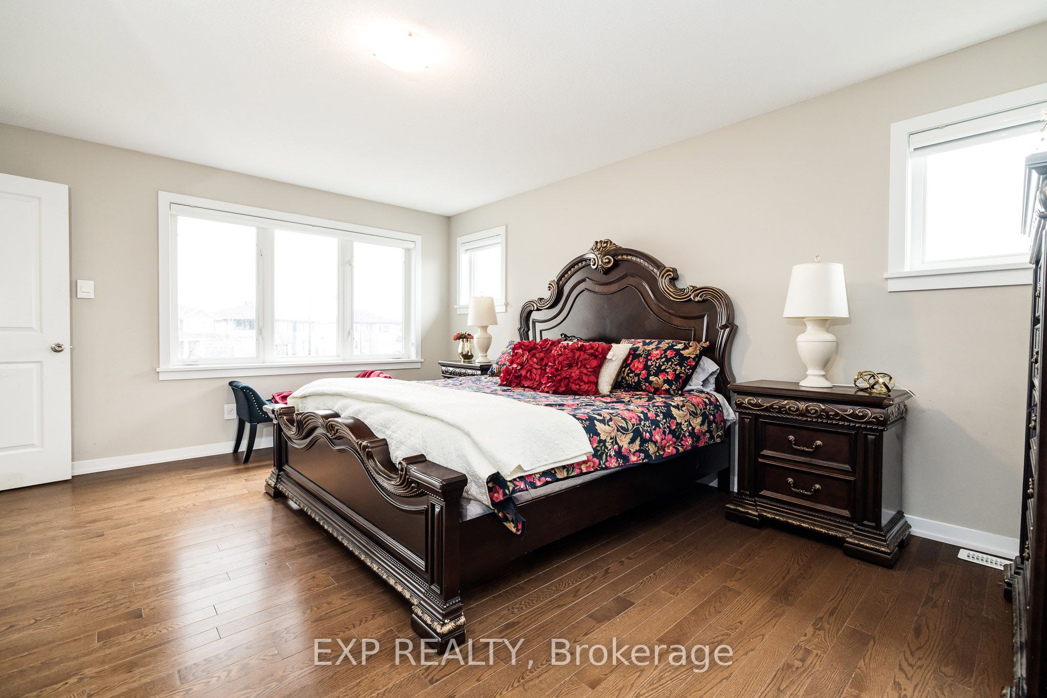 119 Riddell Street Property Photo 25