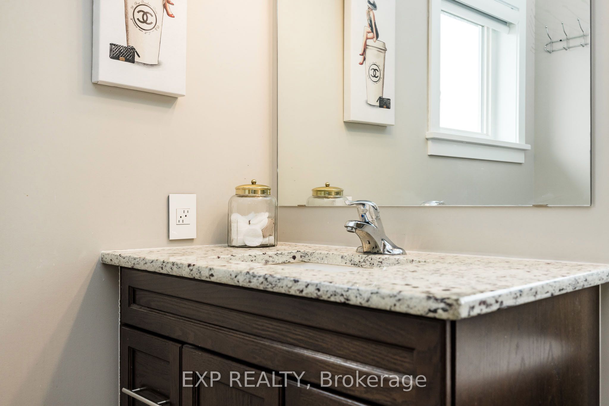 119 Riddell Street Property Photo 29