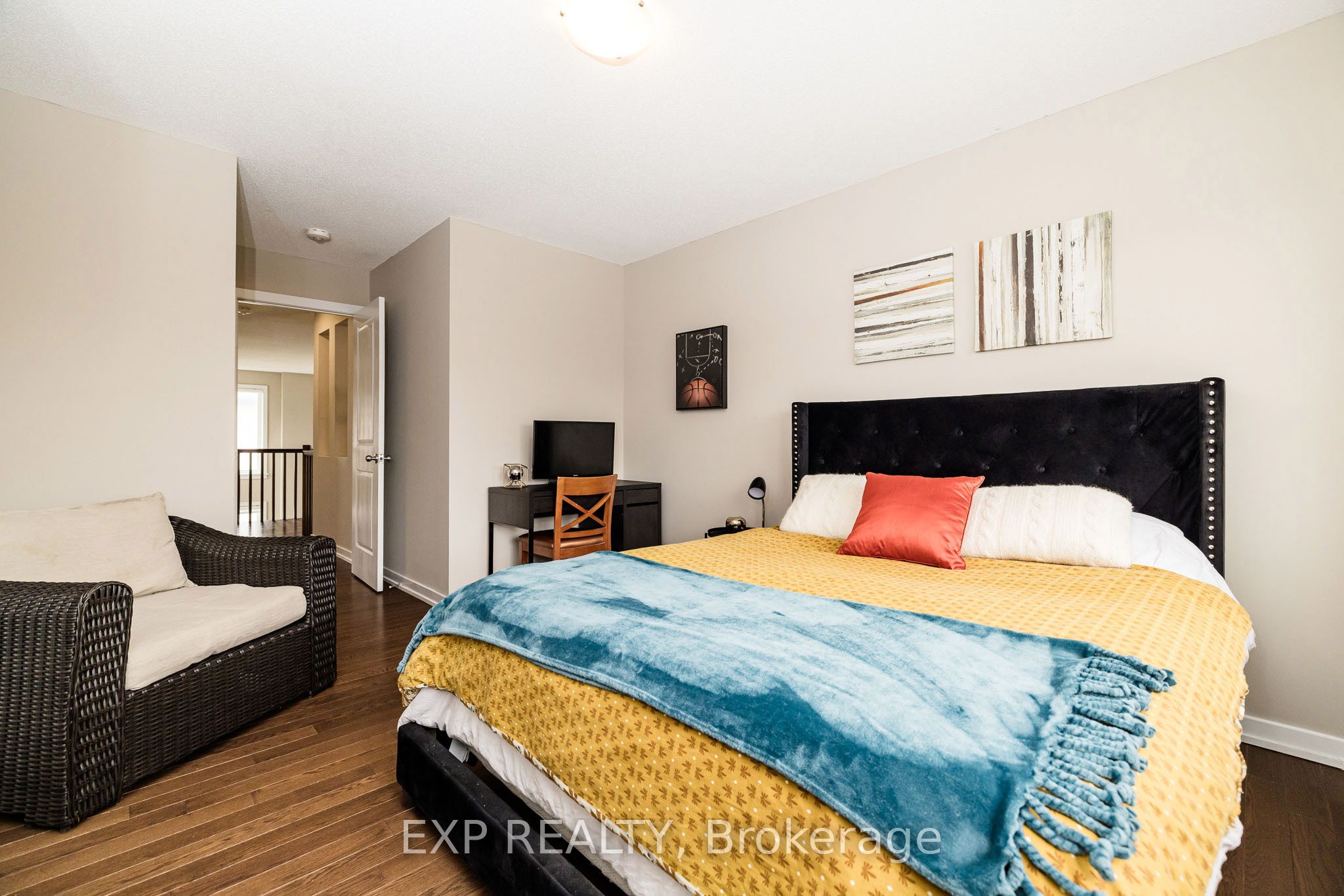 119 Riddell Street Property Photo 38