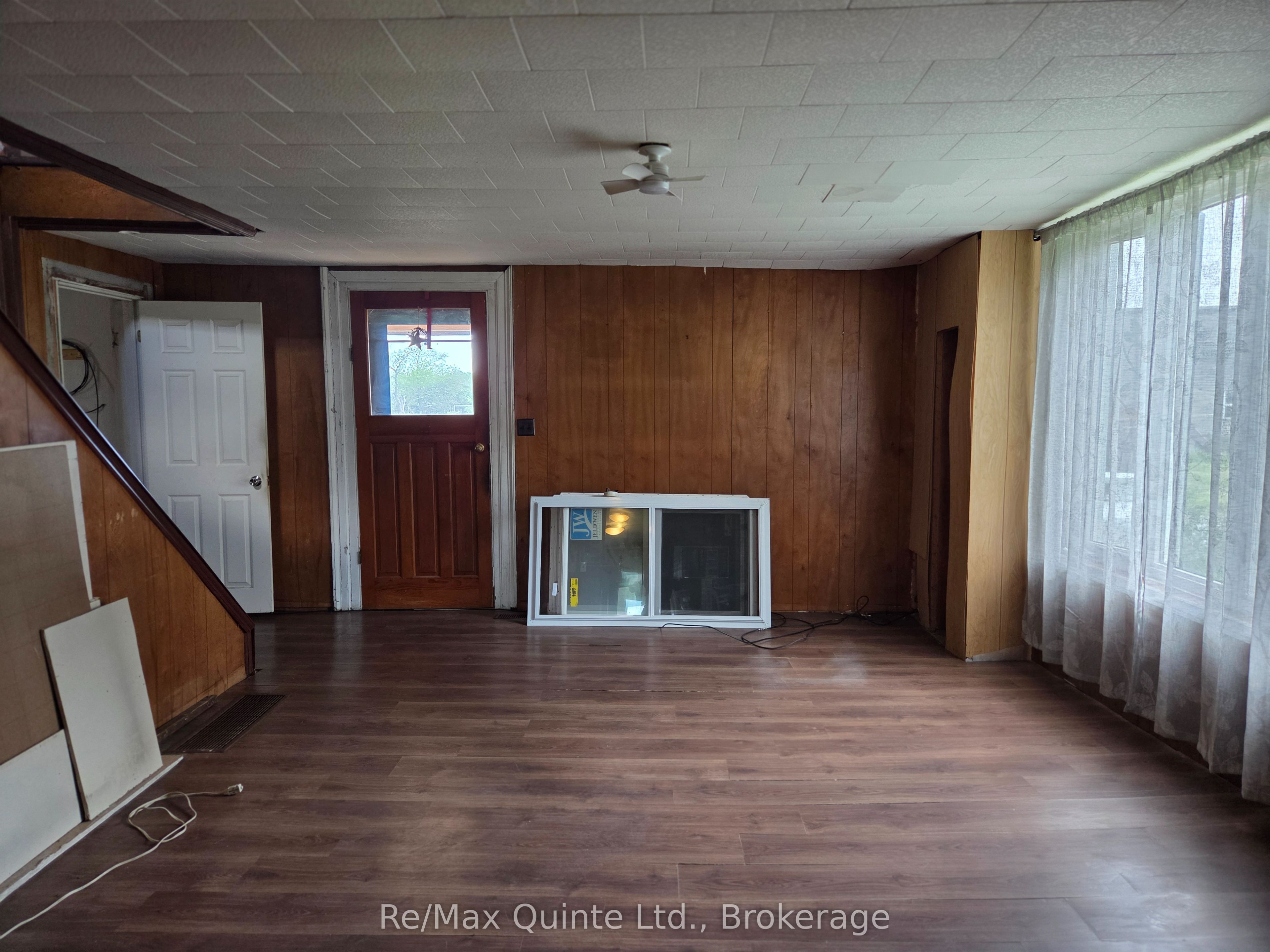 6 W Thomas Street Property Photo 6