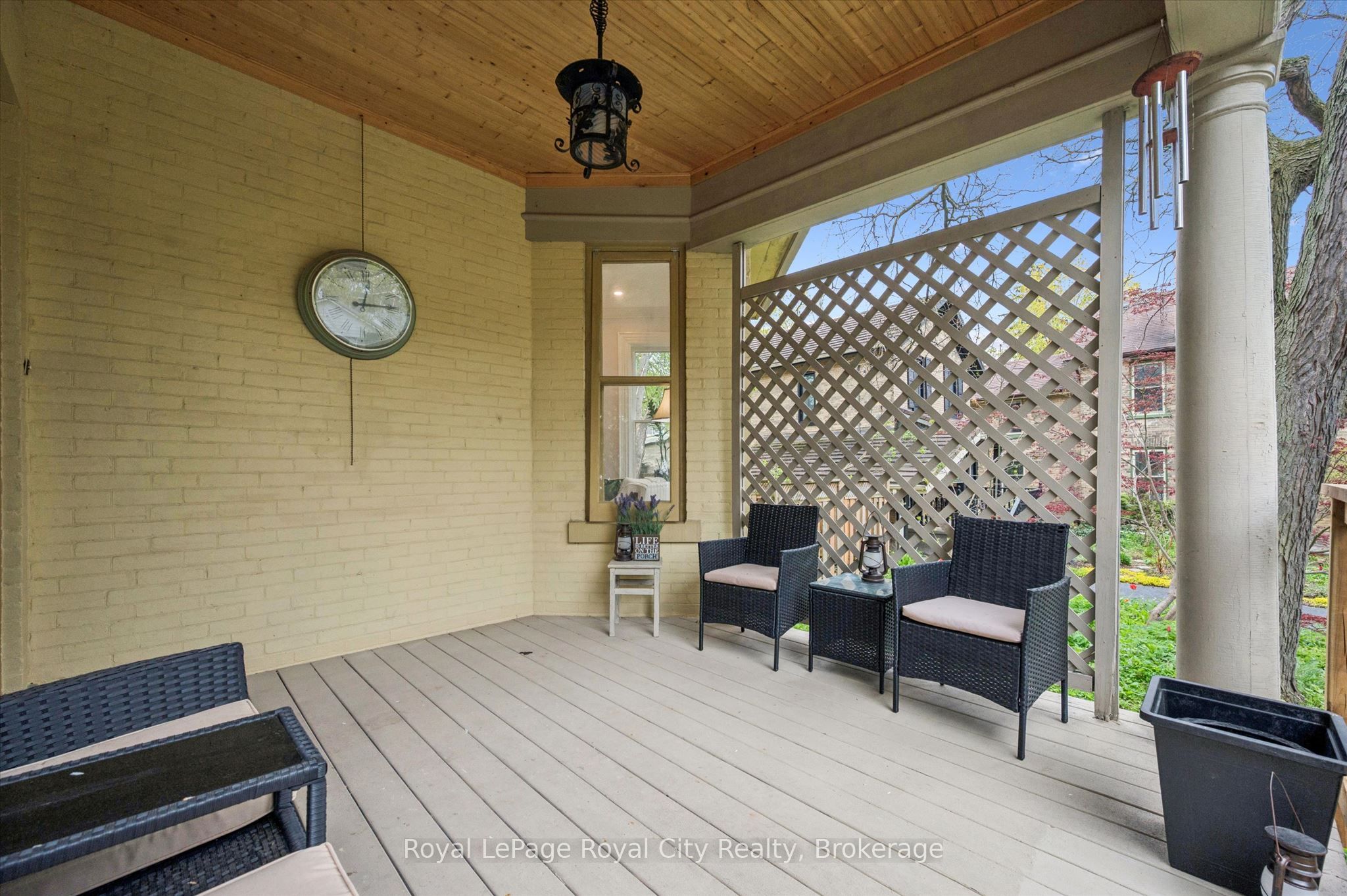 113 Queen Street Property Photo 4
