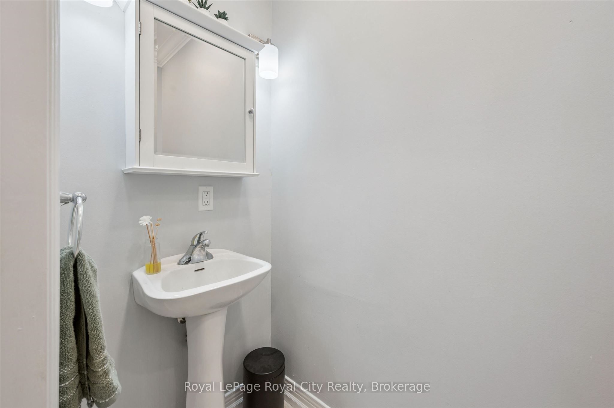 113 Queen Street Property Photo 20