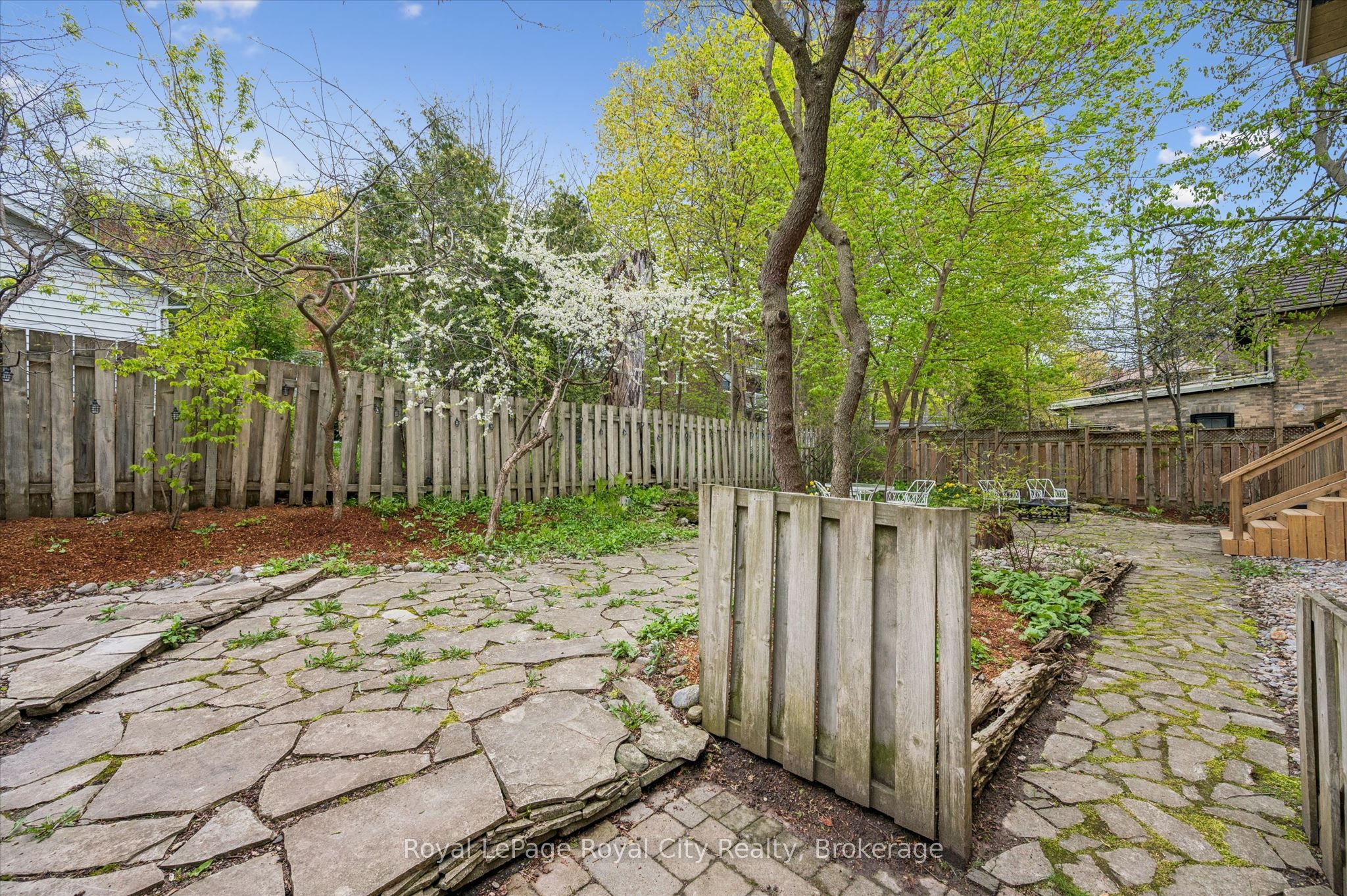 113 Queen Street Property Photo 49