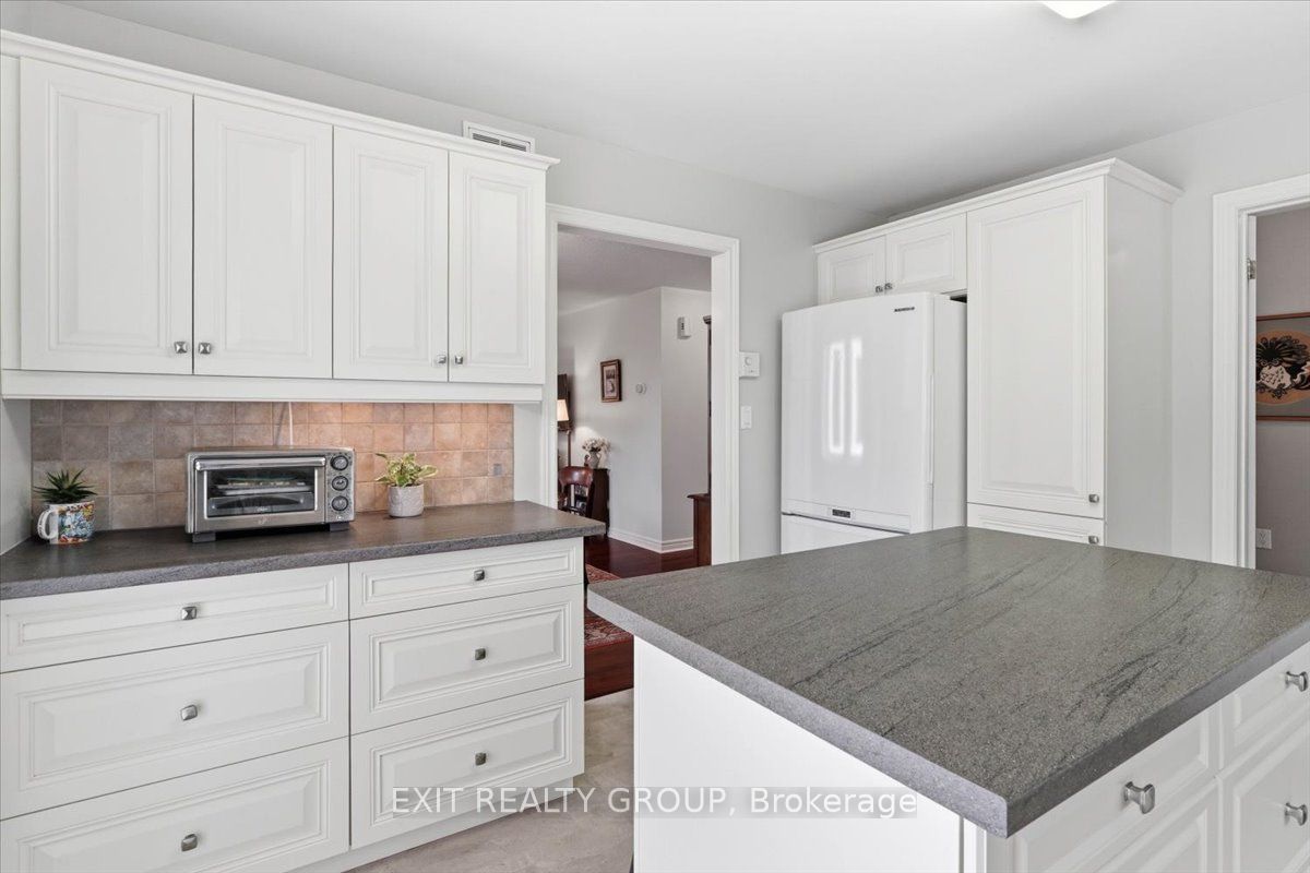 26 Lockwood Drive Property Photo 9