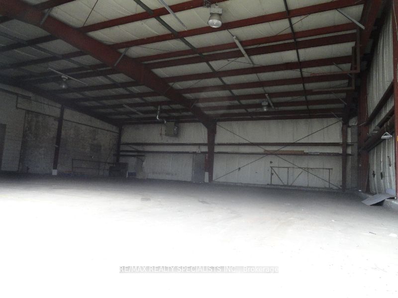 9195 Talbot Trail W Property Photo 6