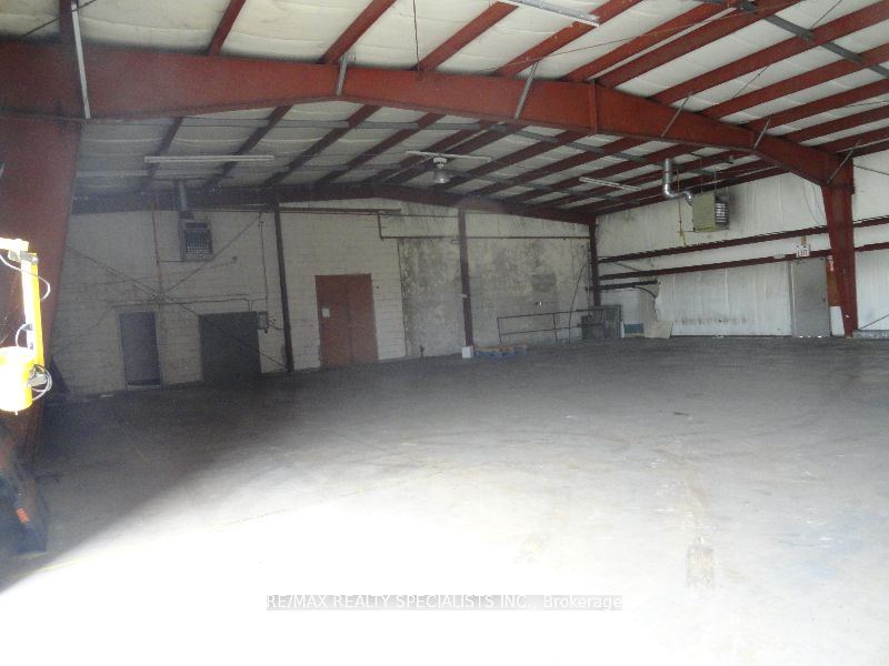 9195 Talbot Trail W Property Photo 8