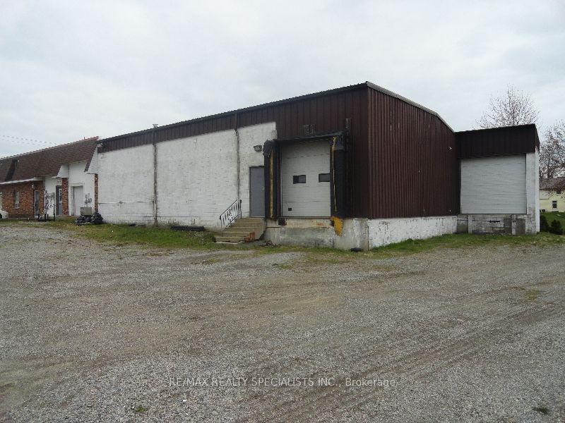 9195 Talbot Trail W Property Photo 10