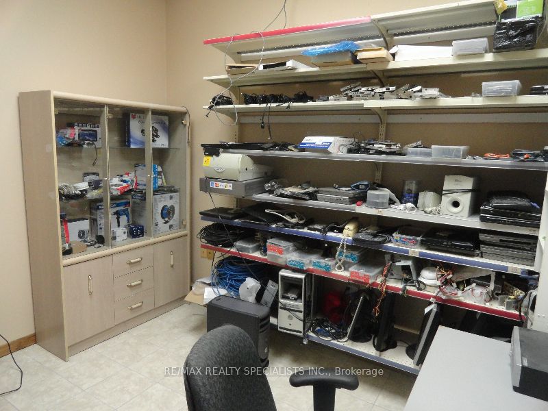 9195 Talbot Trail W Property Photo 18