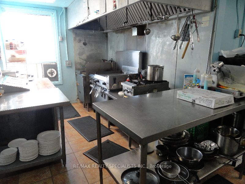 9195 Talbot Trail W Property Photo 28