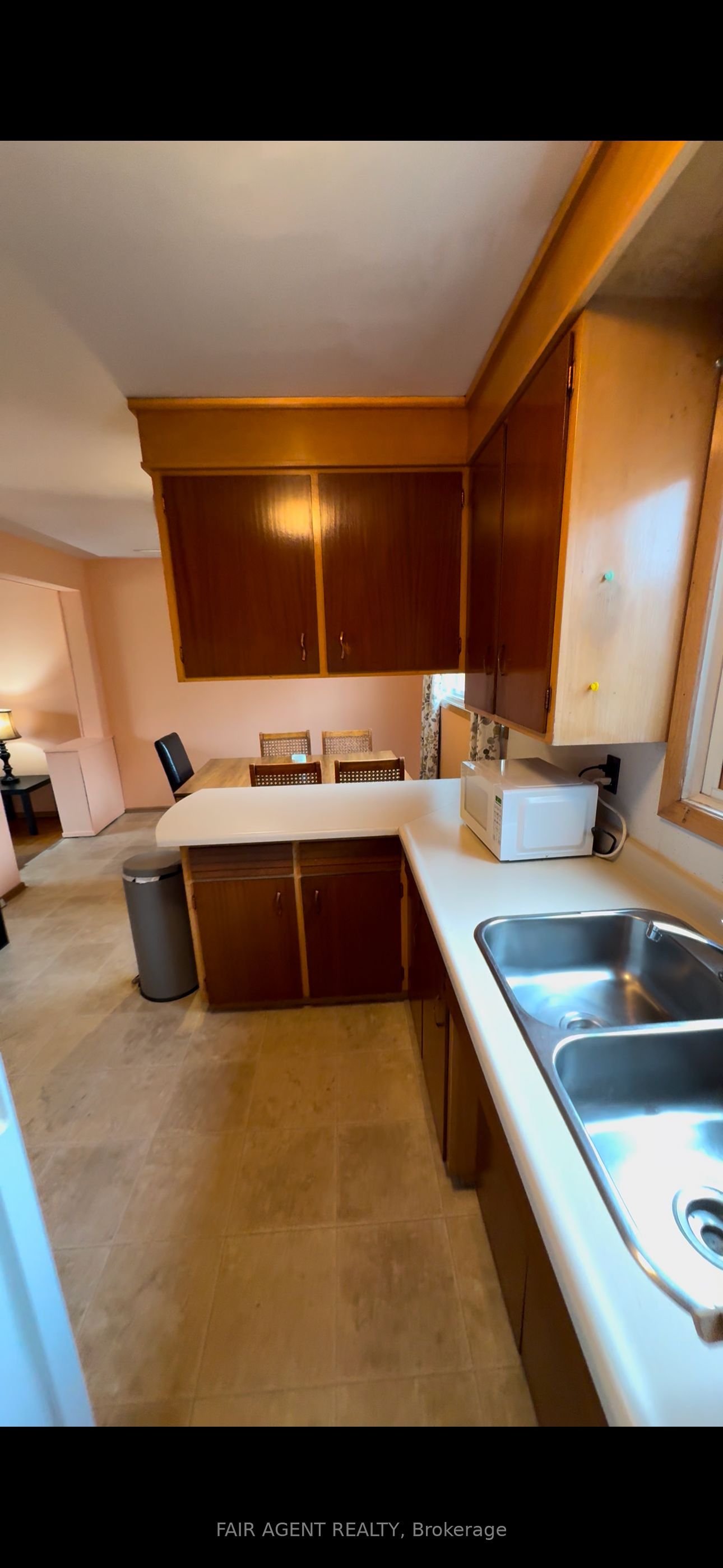 175 Fourth Avenue Property Photo 6
