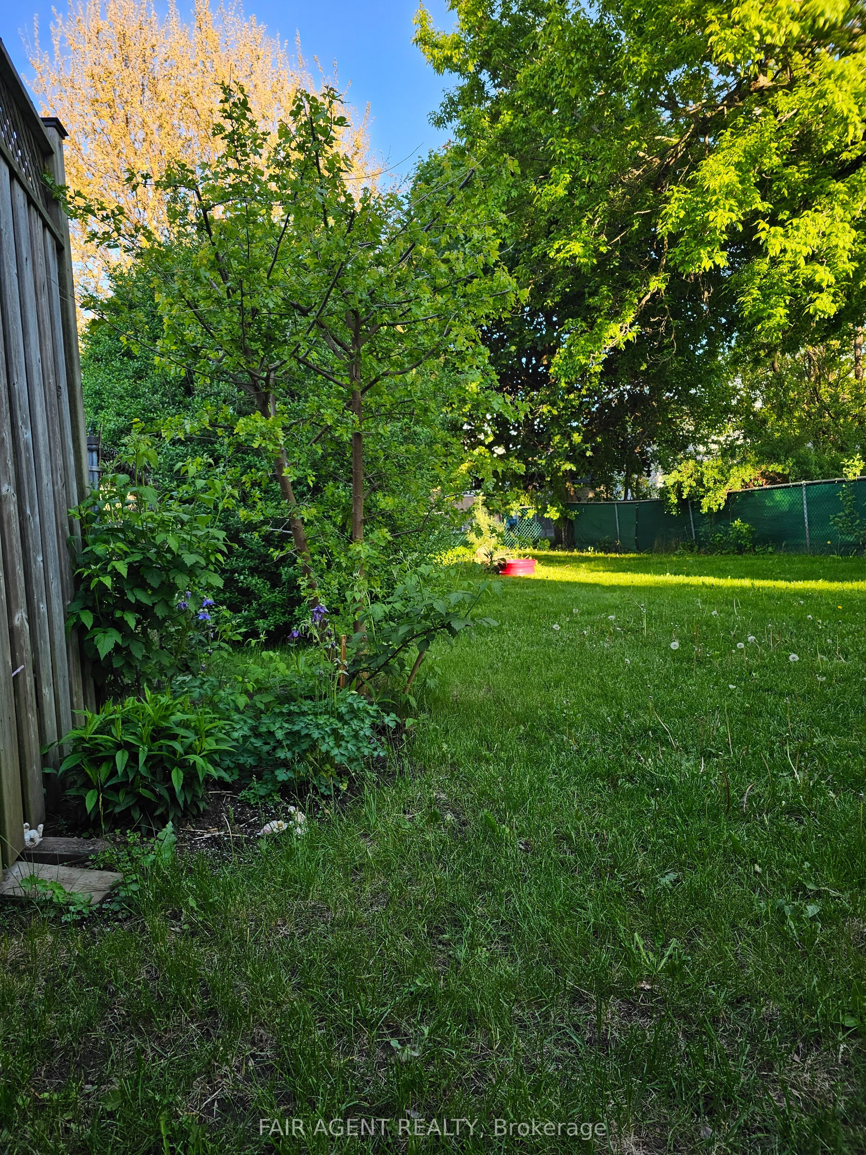 175 Fourth Avenue Property Photo 23