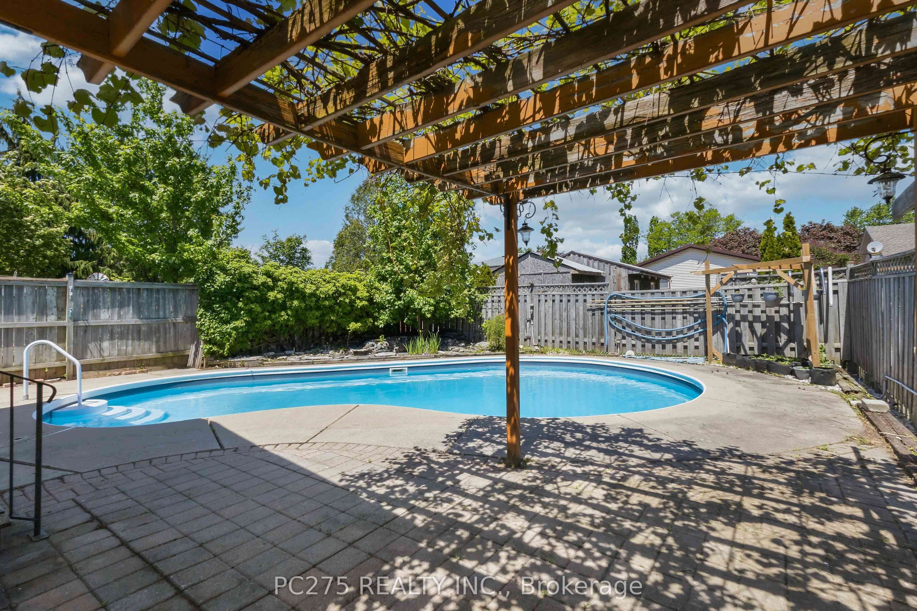 82 Muriel Crescent Property Photo 33
