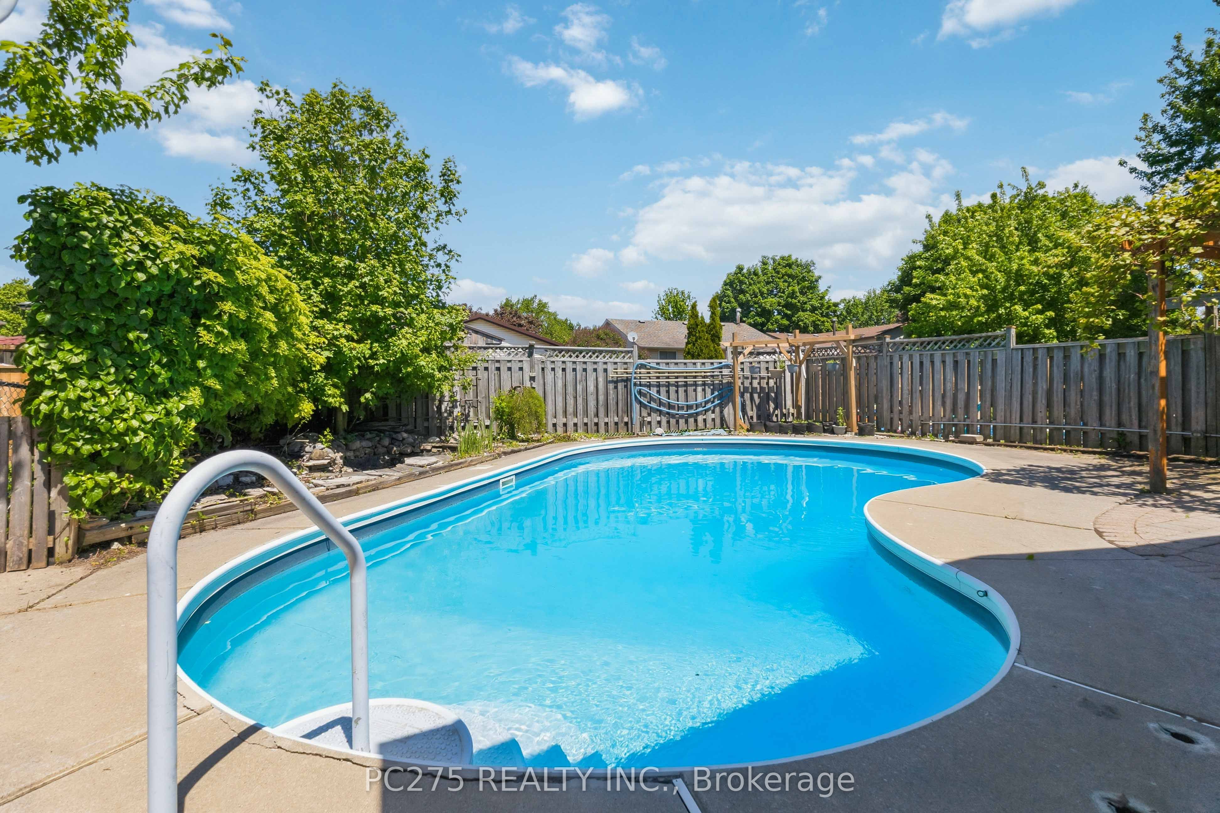 82 Muriel Crescent Property Photo 38