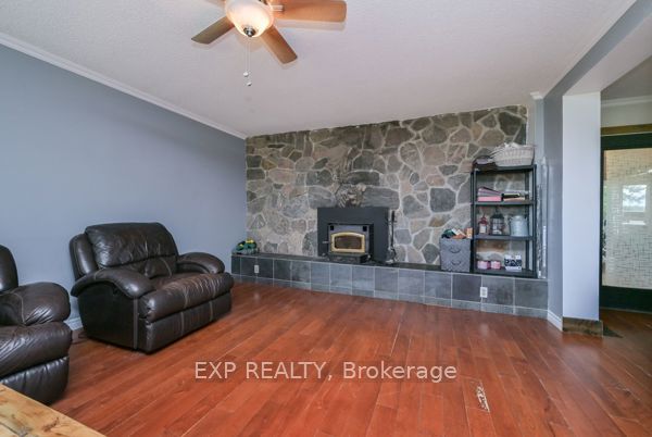 77384 7th Line S Property Photo 8