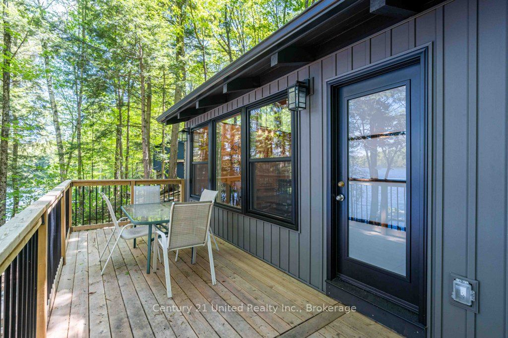 1233 Stinson Drive Property Photo 4