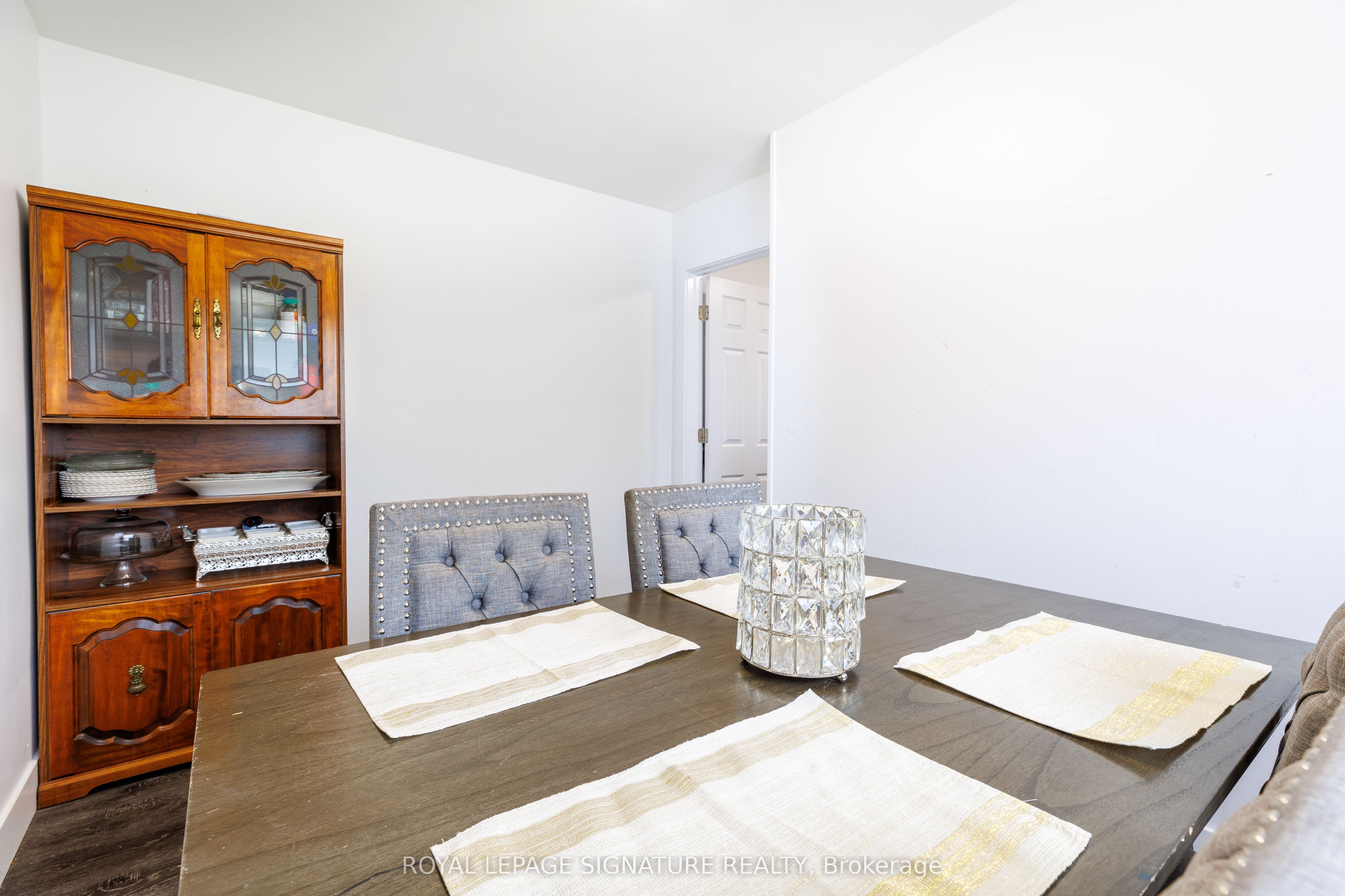 18 Silverdale Crescent Property Photo 12