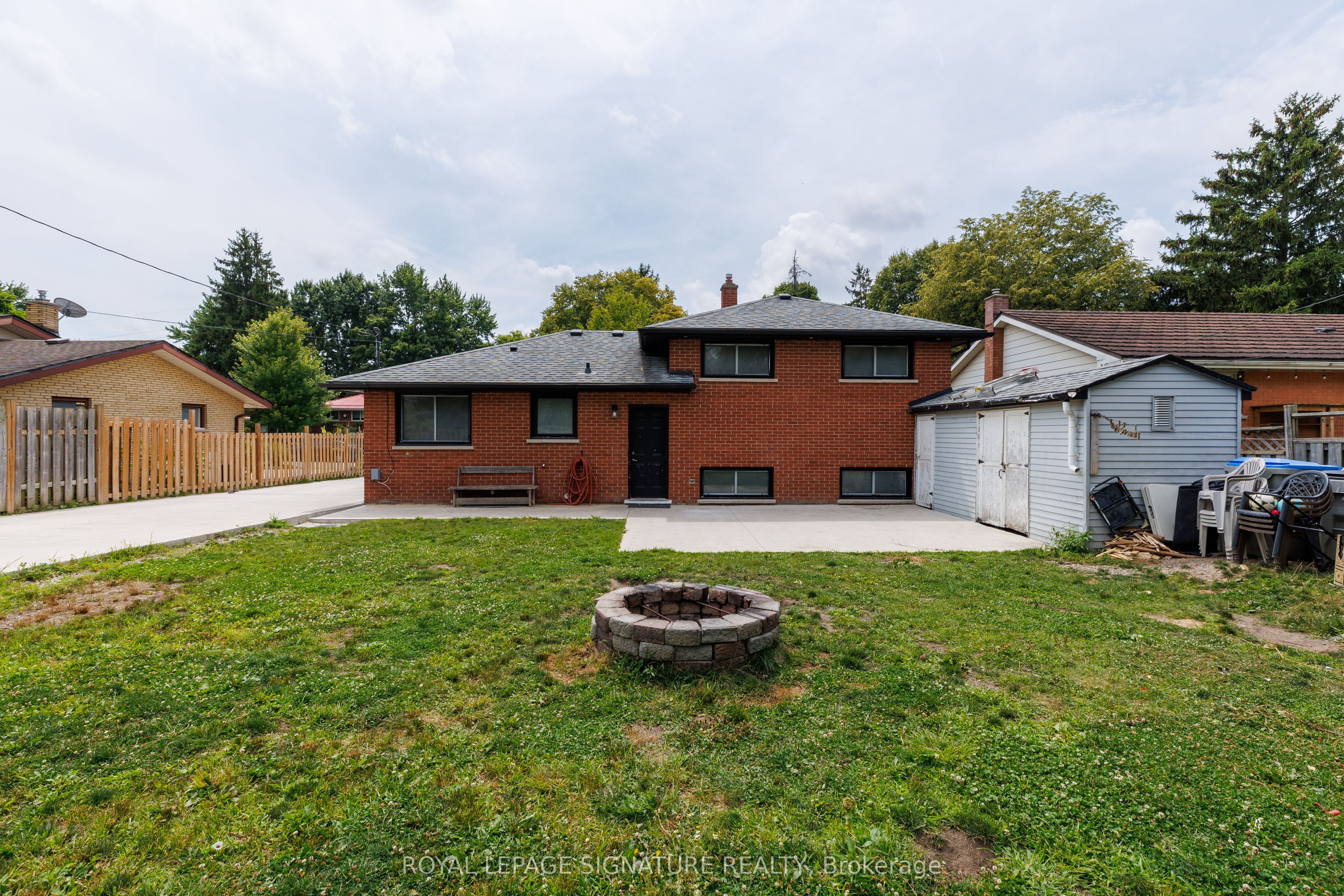 18 Silverdale Crescent Property Photo 21