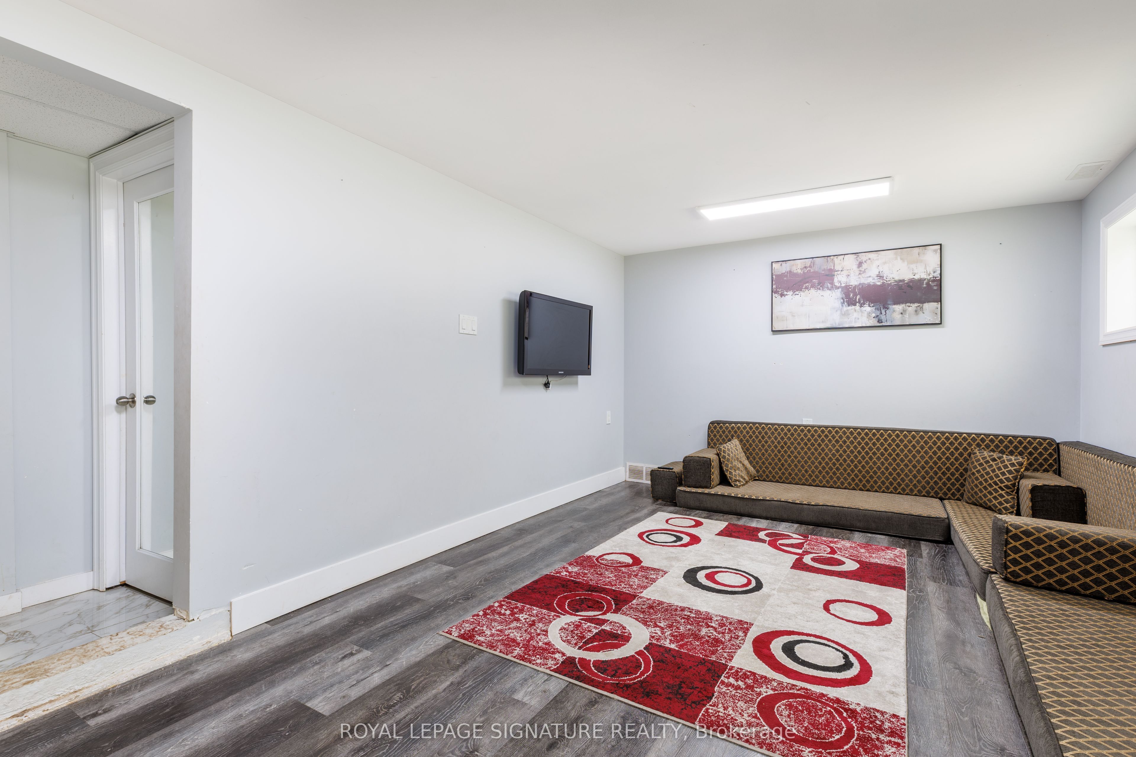 18 Silverdale Crescent Property Photo 23