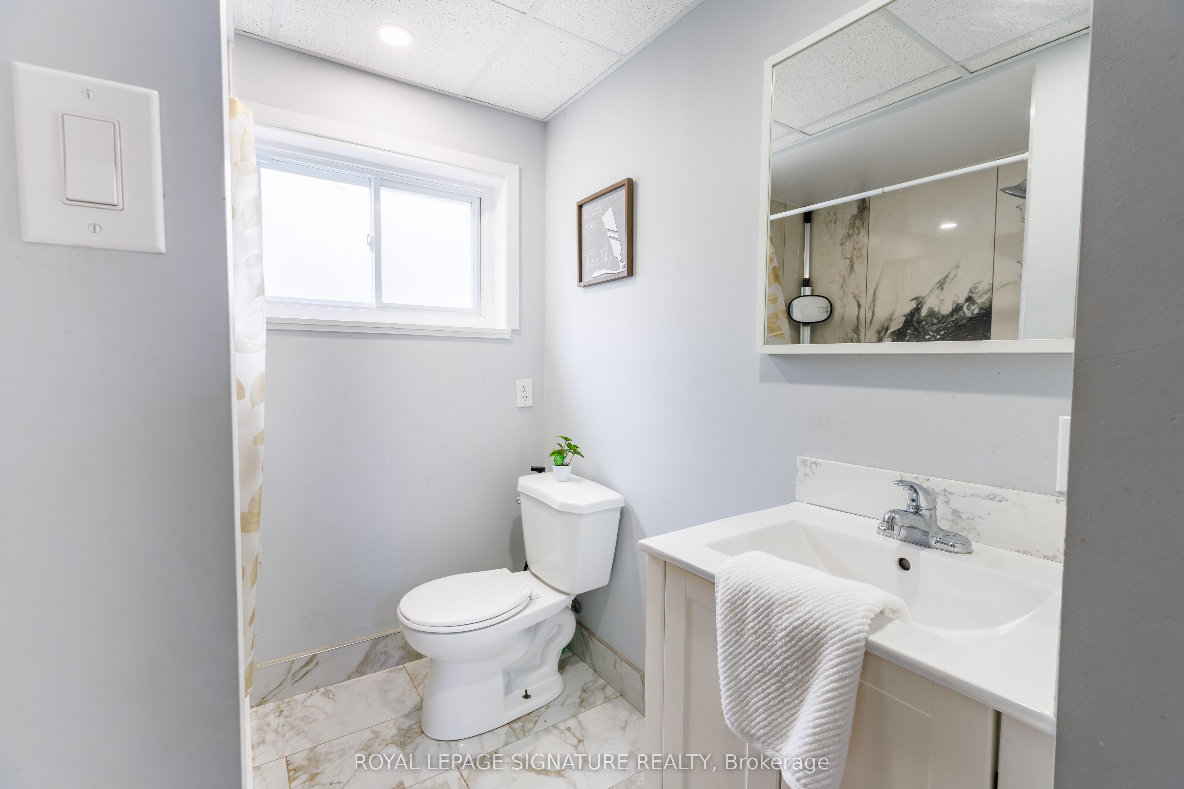 18 Silverdale Crescent Property Photo 25