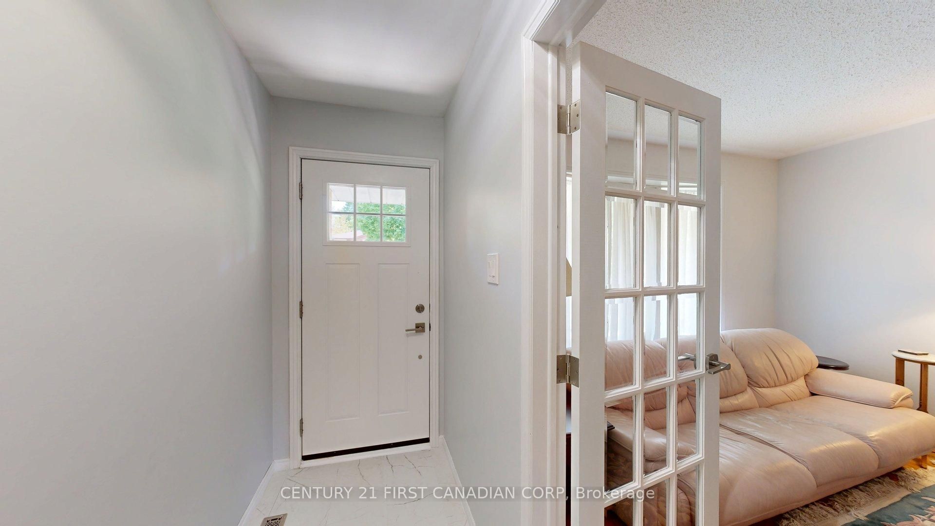 43 Walmer Gardens Property Photo 9