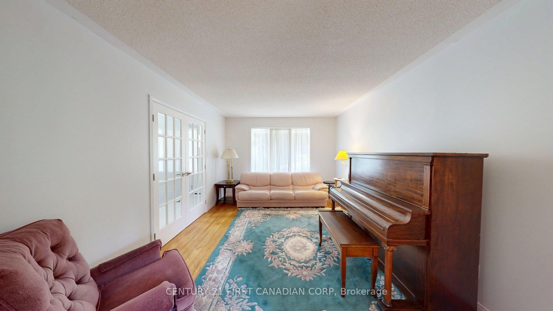 43 Walmer Gardens Property Photo 12