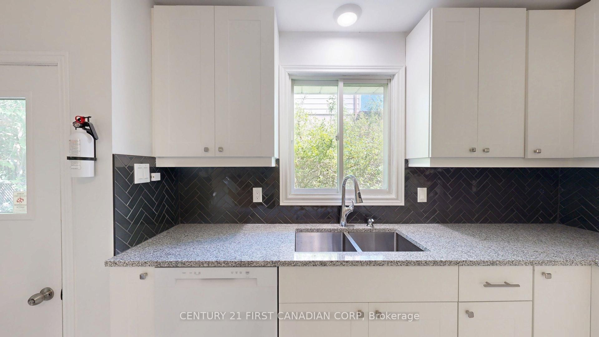 43 Walmer Gardens Property Photo 16