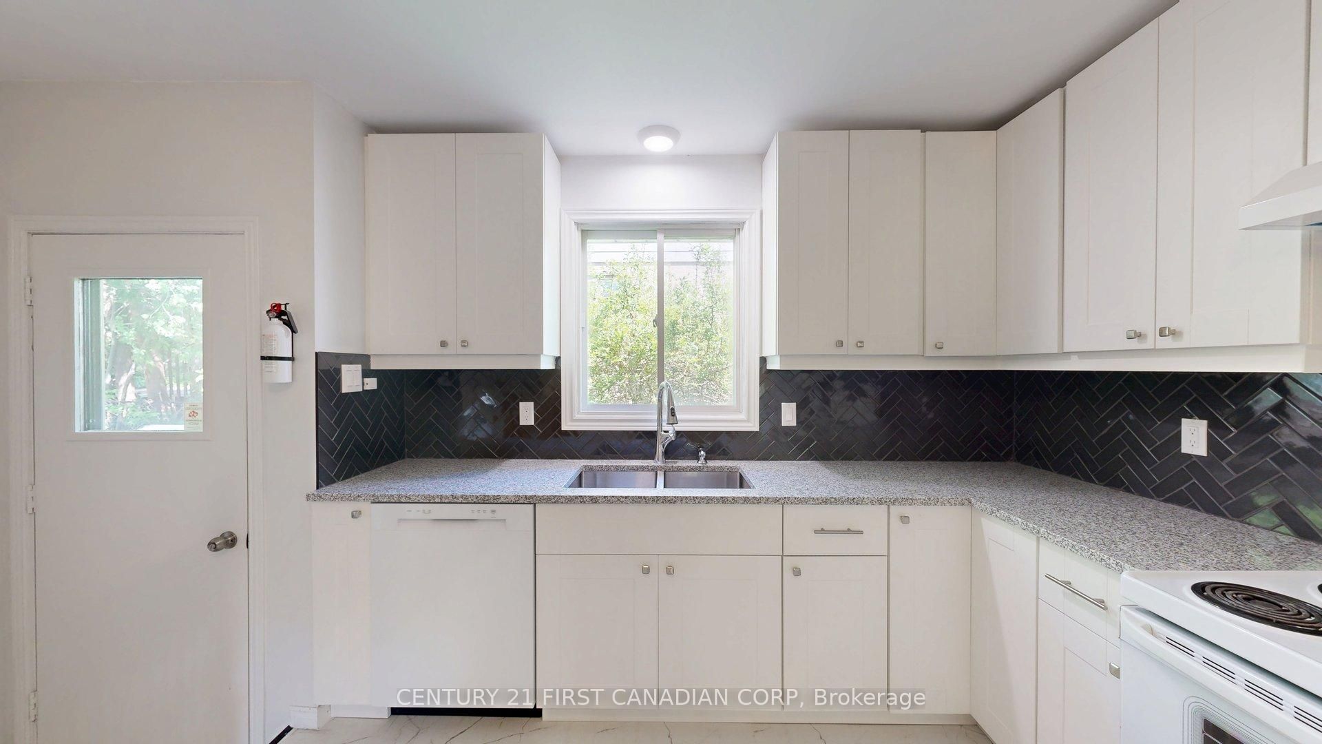 43 Walmer Gardens Property Photo 18