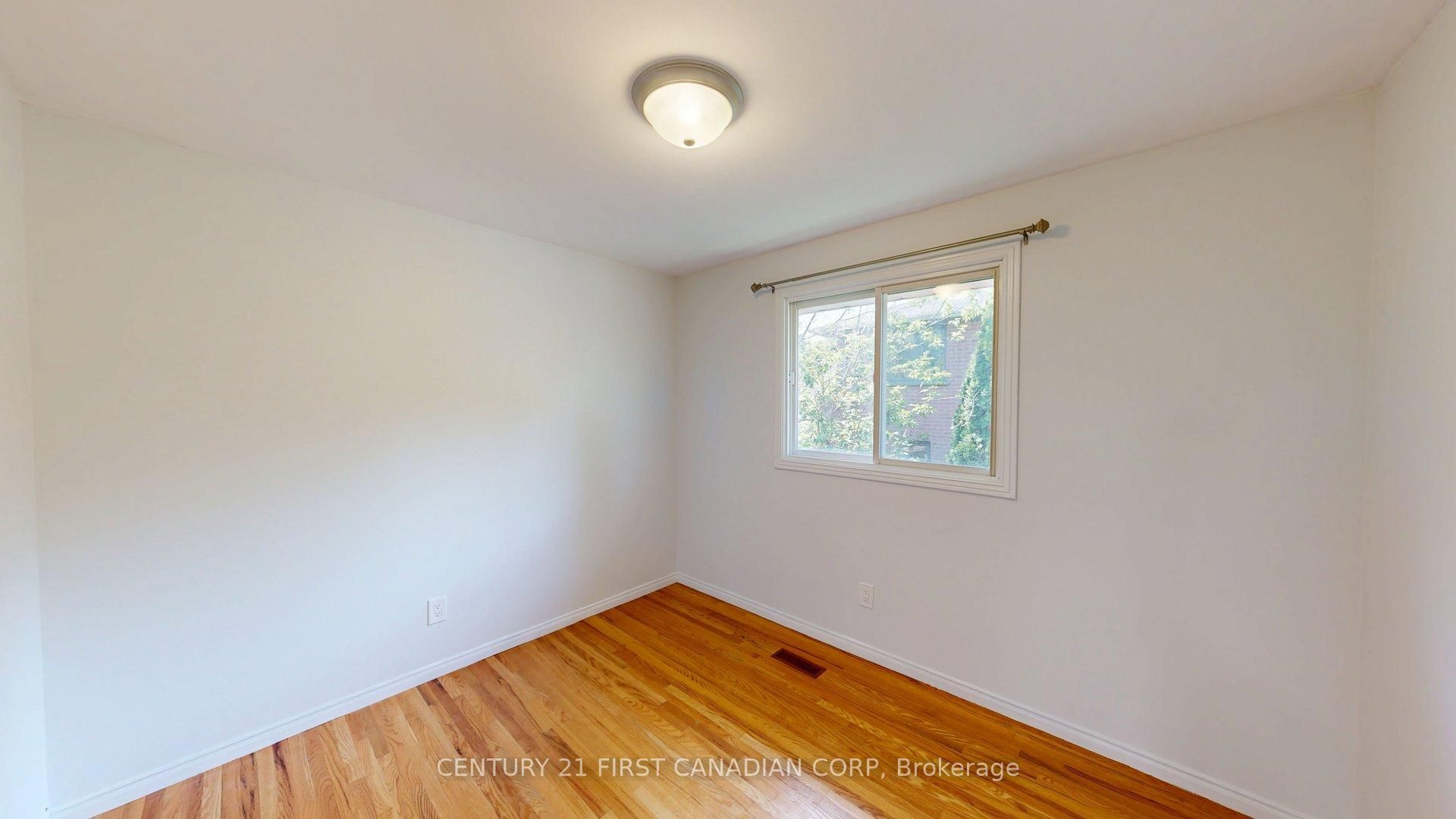 43 Walmer Gardens Property Photo 23