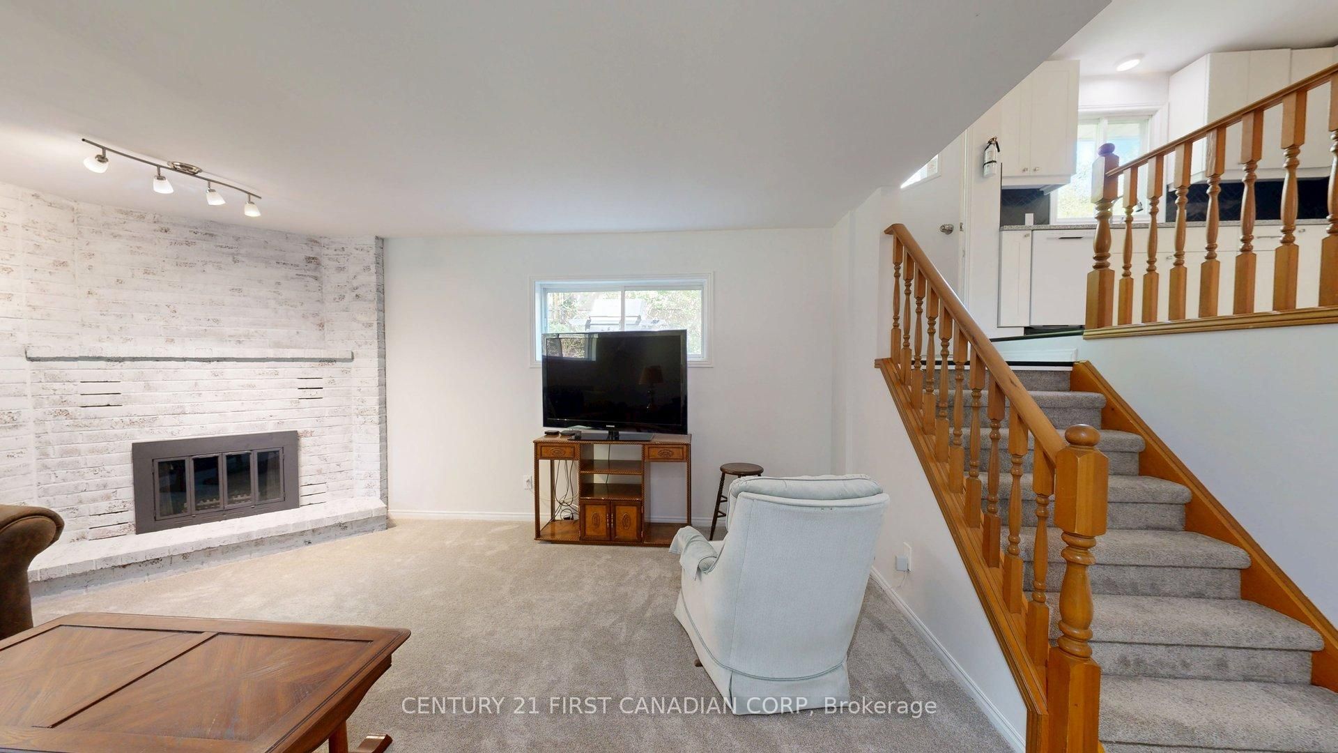 43 Walmer Gardens Property Photo 37