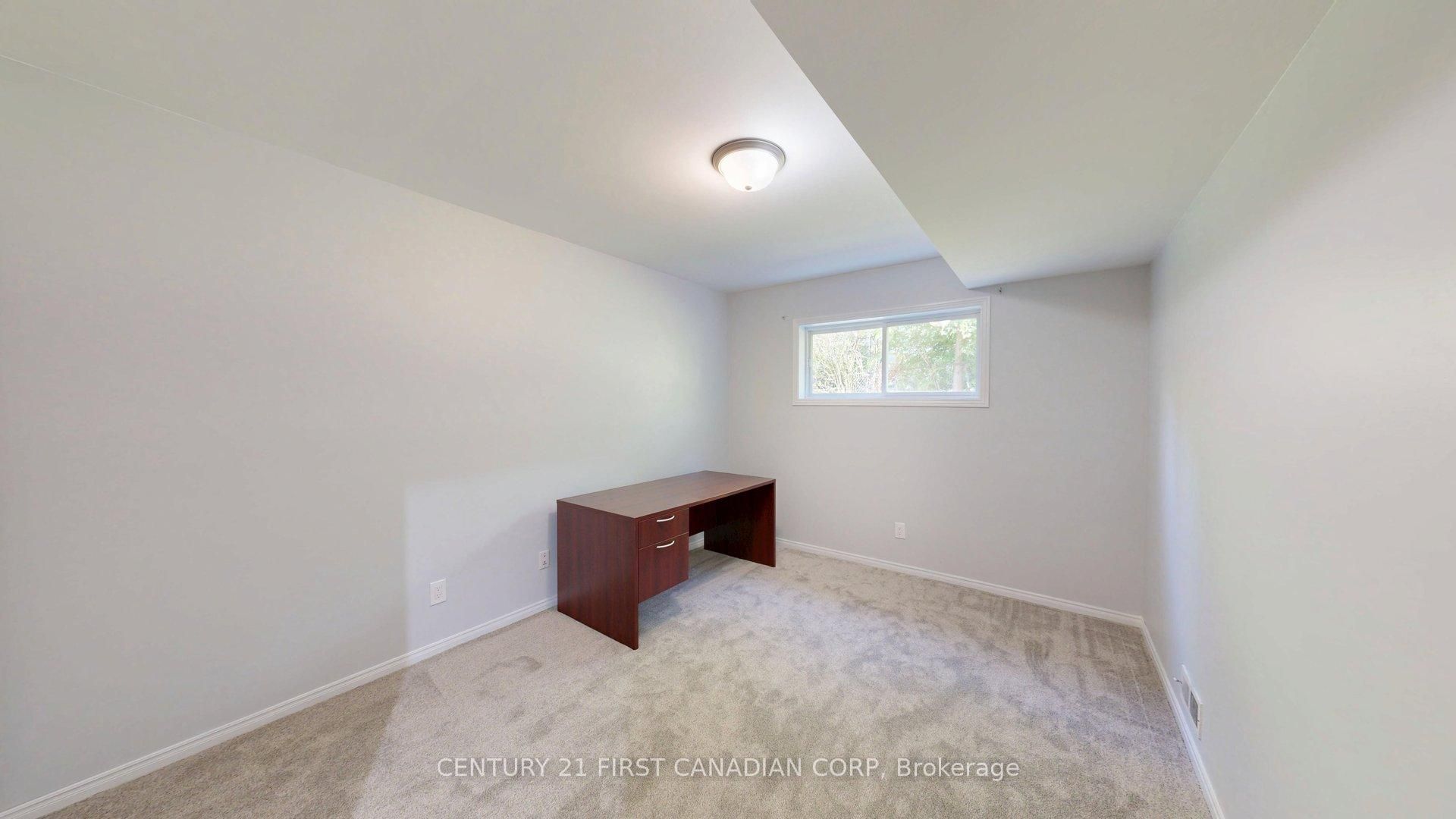 43 Walmer Gardens Property Photo 40