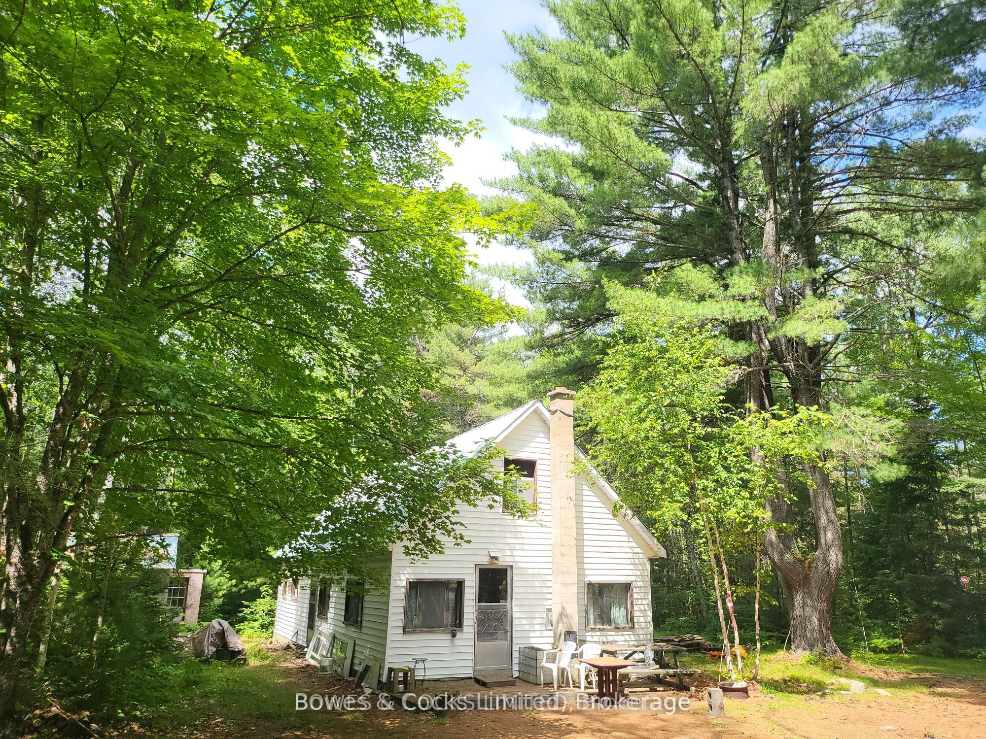 24 Robinson Road Property Photo 6