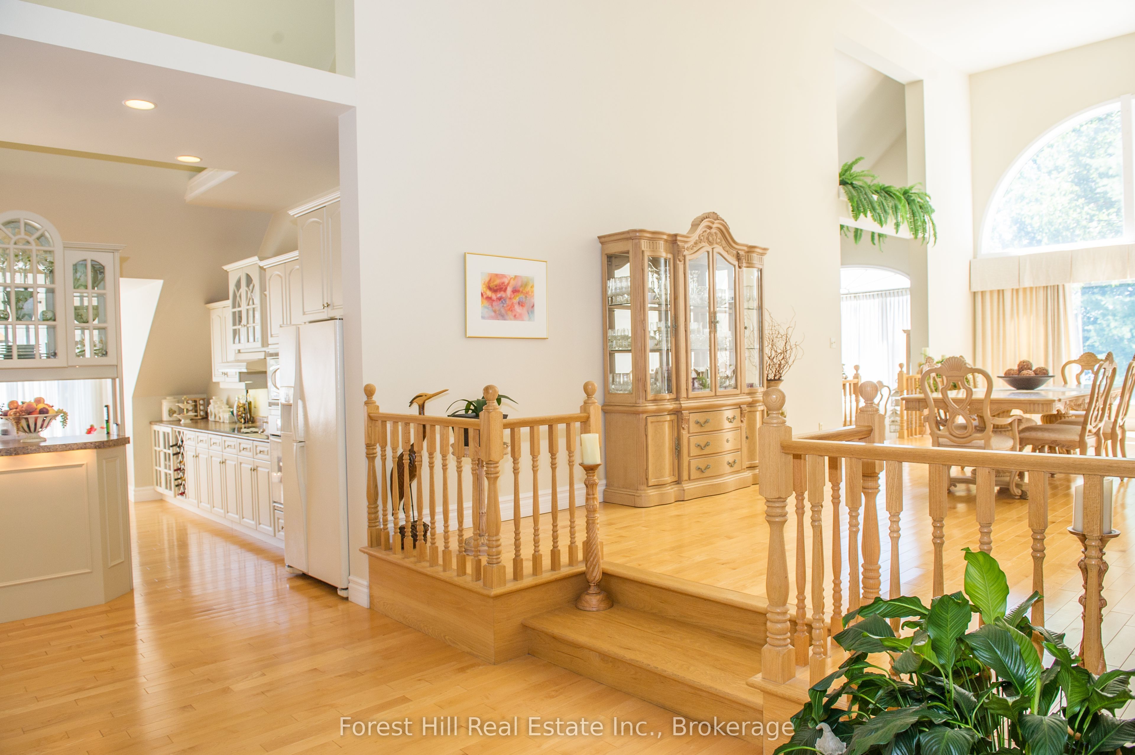 1066 Main Street Property Photo 5