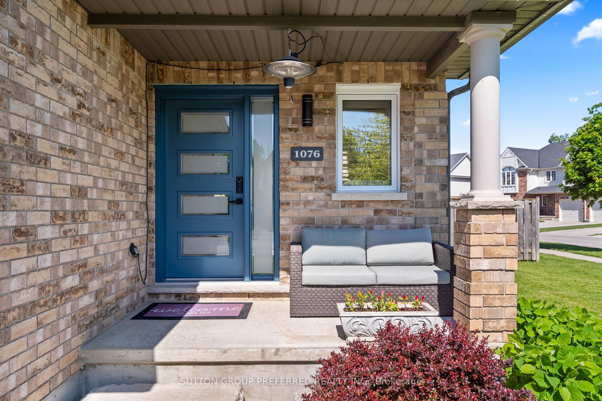 1076 Silverfox Drive Property Photo 4
