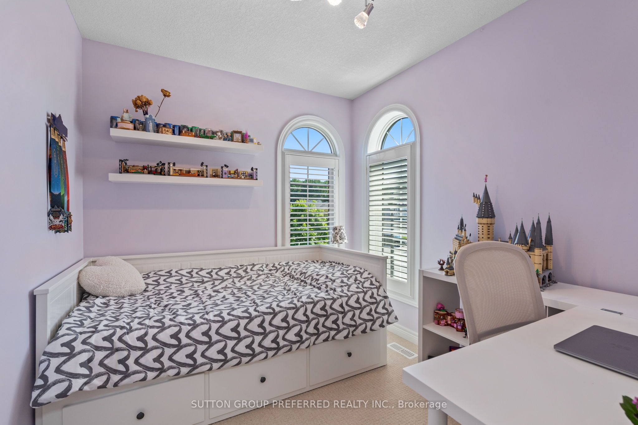 1076 Silverfox Drive Property Photo 24