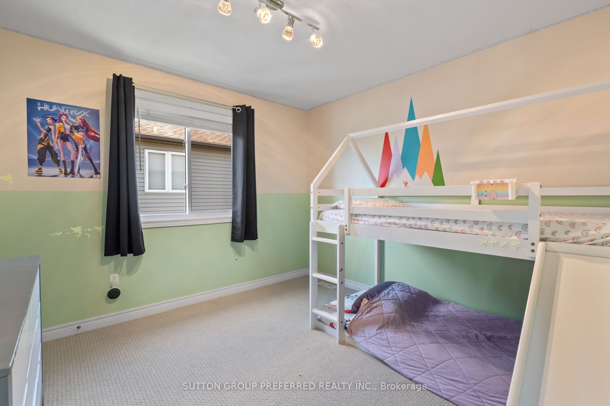1076 Silverfox Drive Property Photo 25