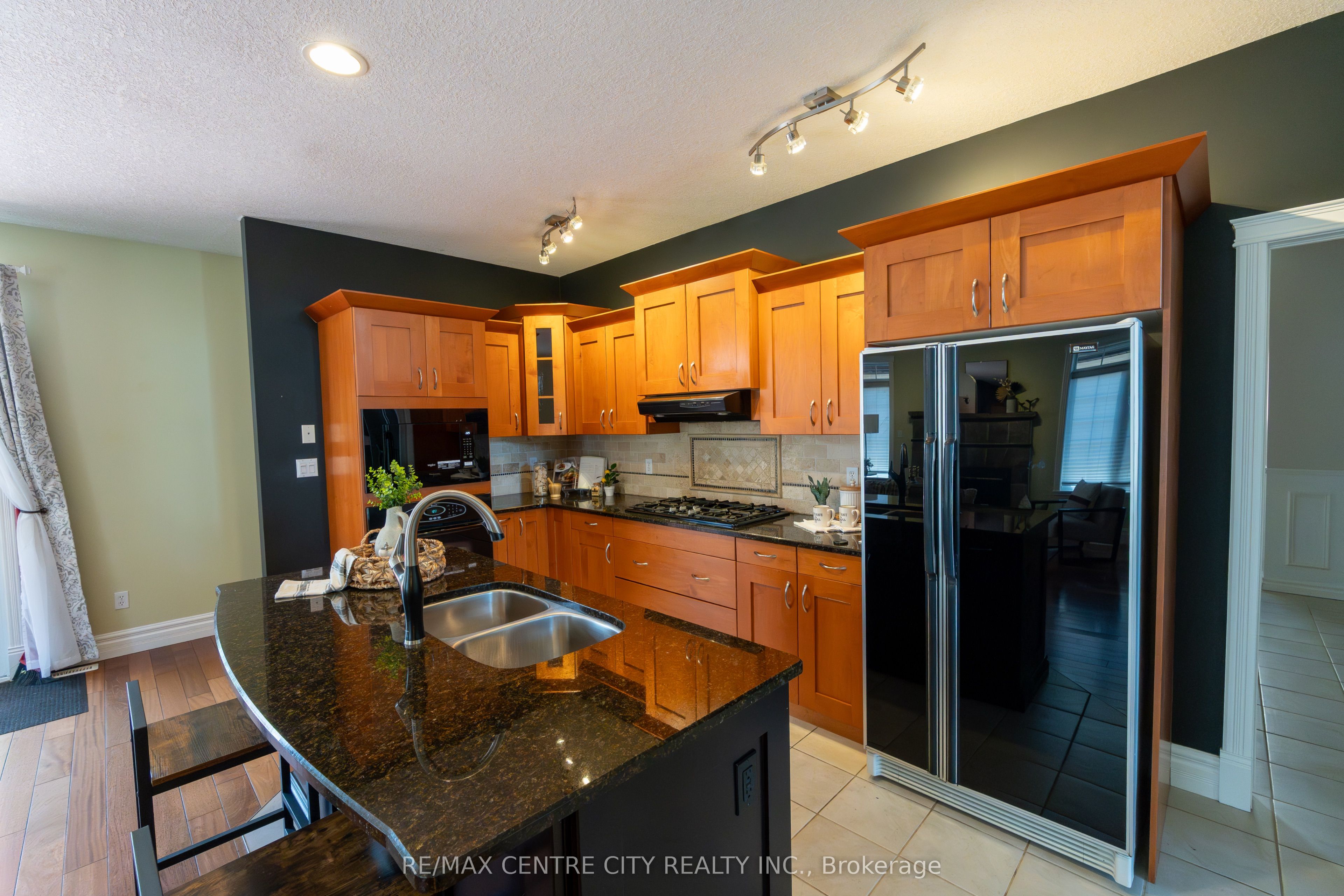 19 Hamilton Street Property Photo 8