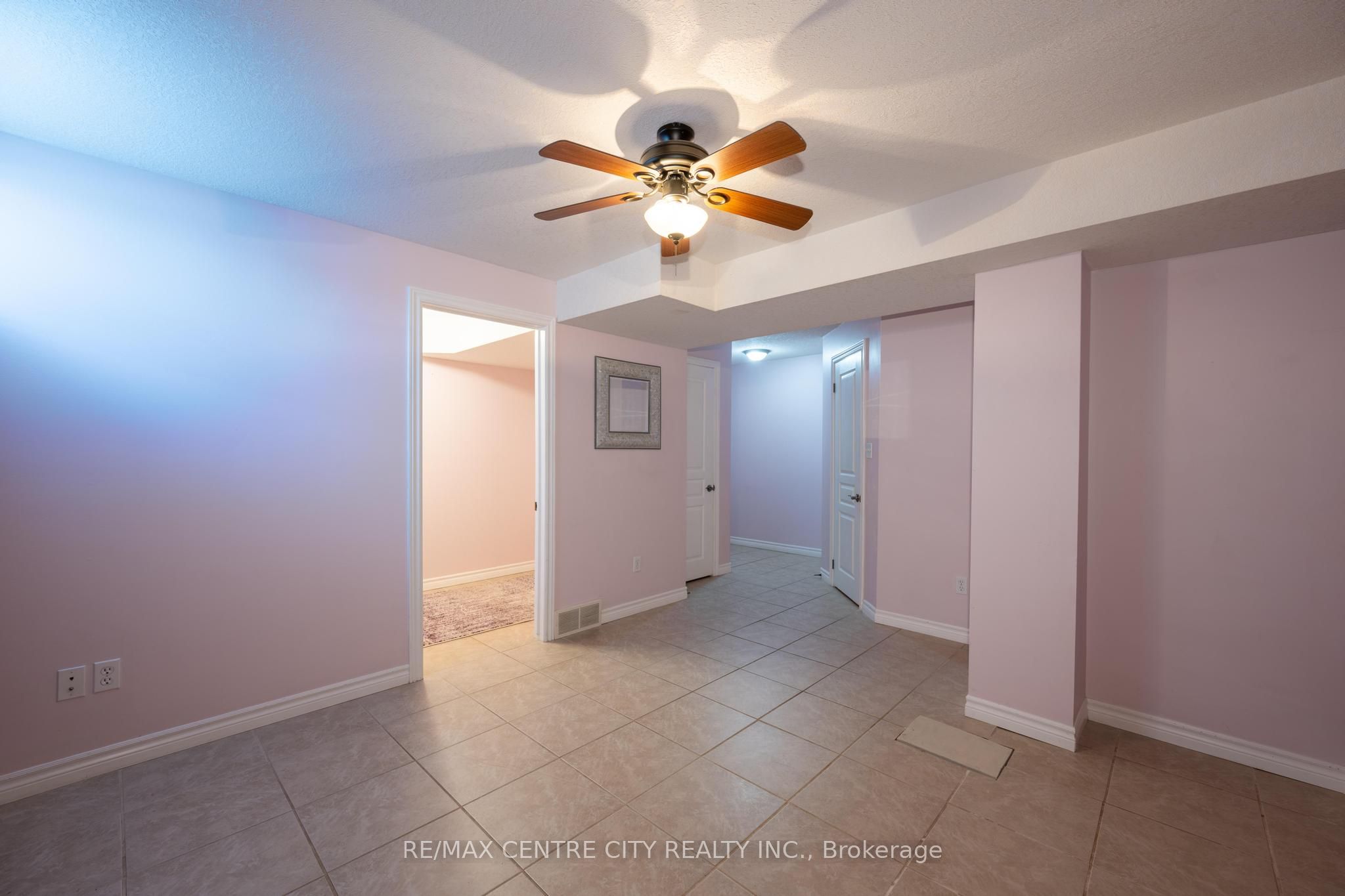 19 Hamilton Street Property Photo 28
