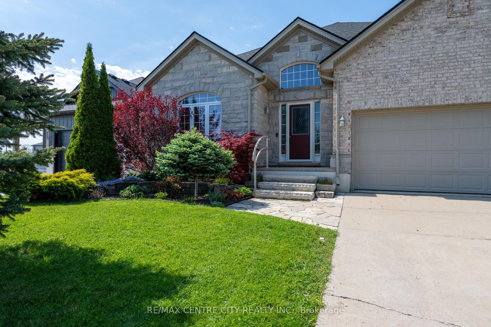 19 Hamilton Street Property Photo 45