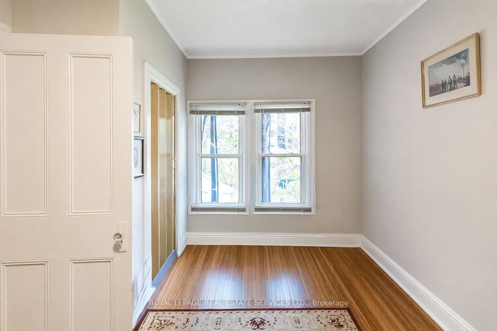 100 Wentworth Street S Property Photo 15