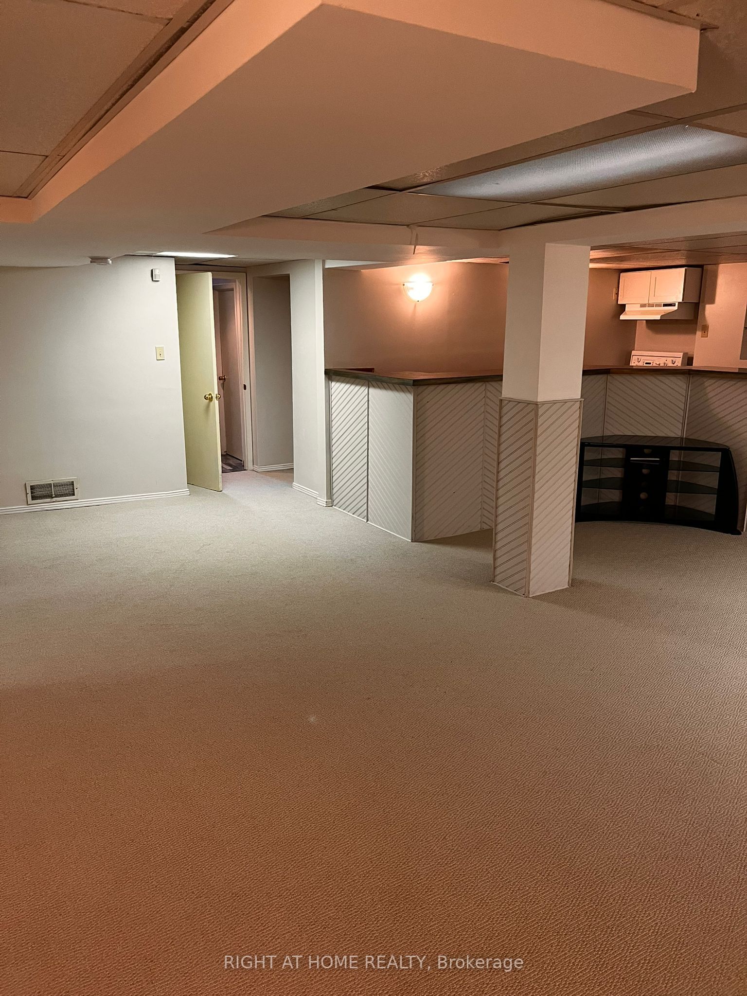 6930 Whitman Avenue Property Photo 22