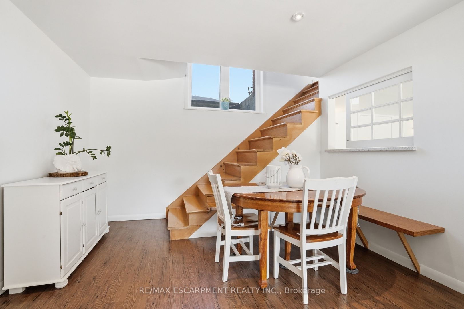 81 Thomson Drive Property Photo 35