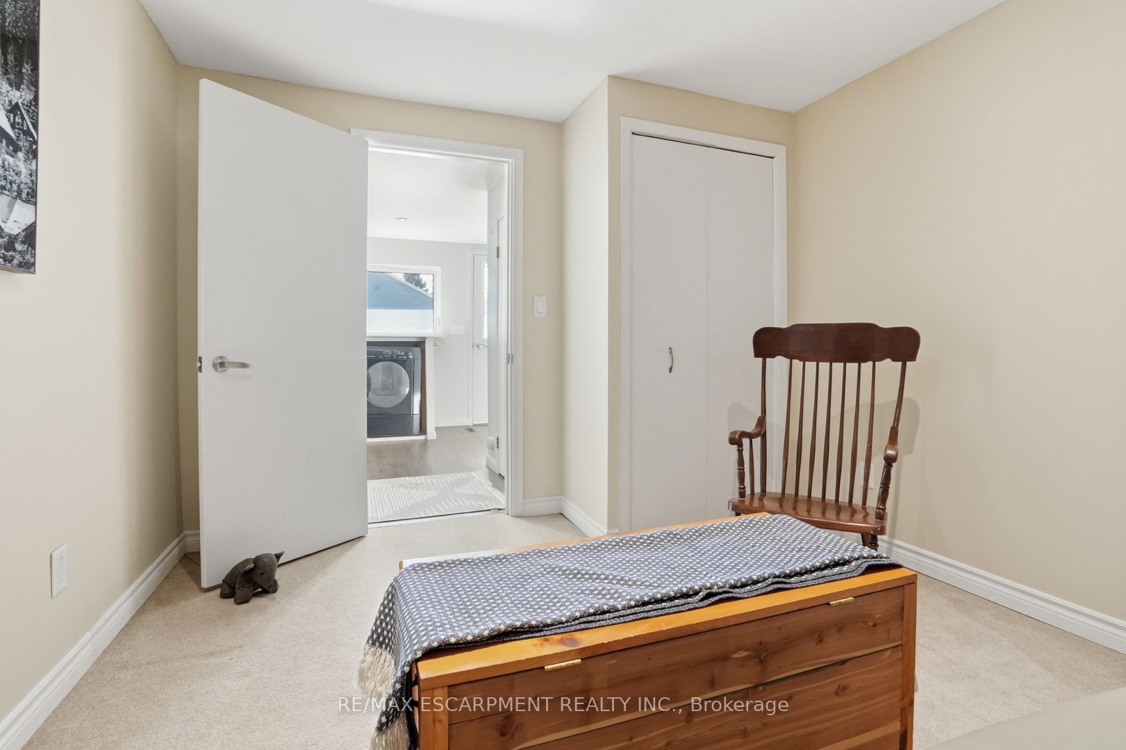 81 Thomson Drive Property Photo 38