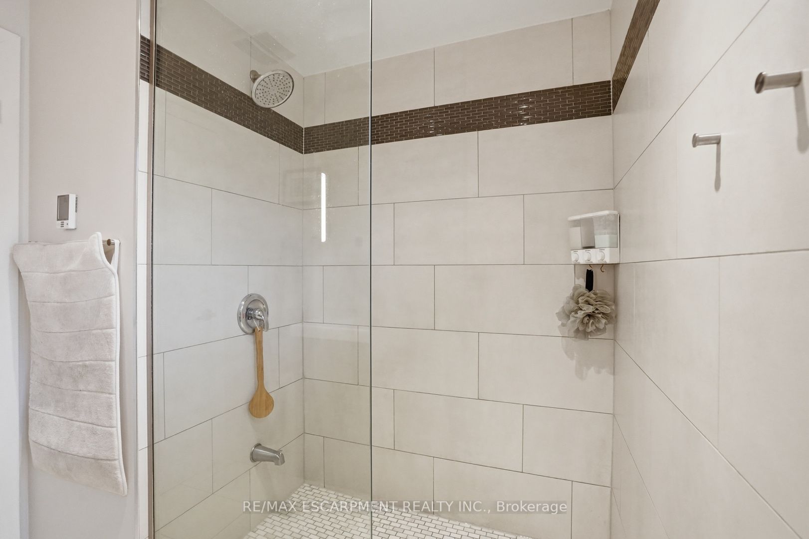 81 Thomson Drive Property Photo 43